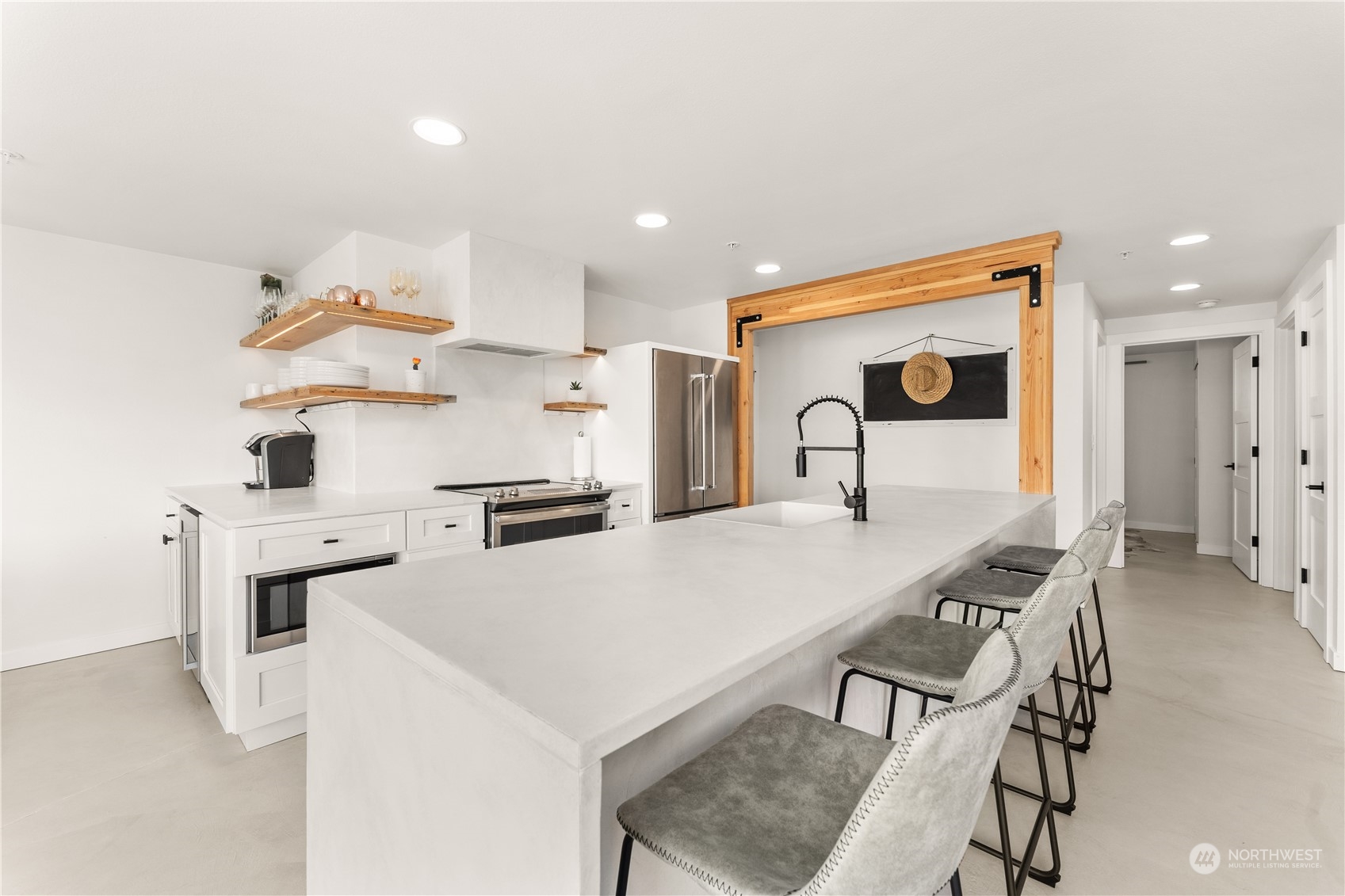 808 W Manson Highway Unit: D103