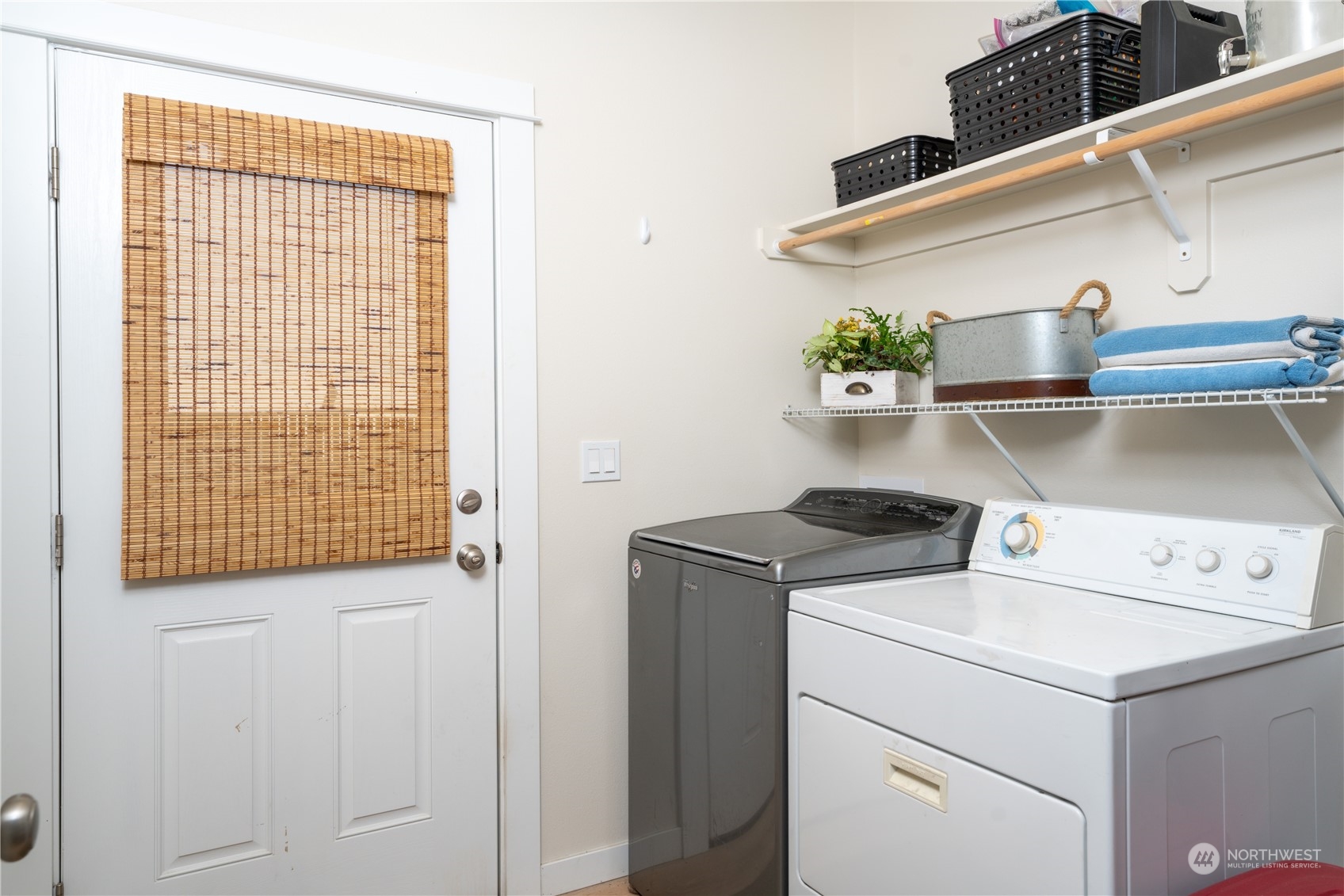 611 A E Okanogan Avenue