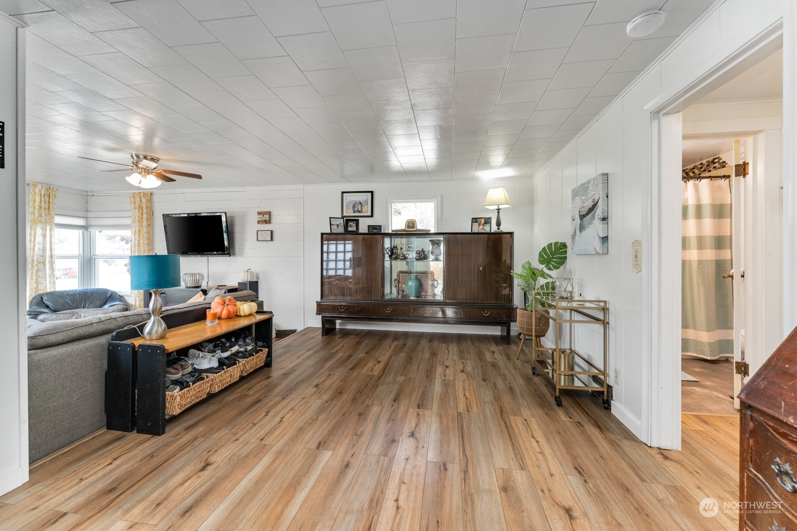 420 N Navarre St & Nixon Avenue