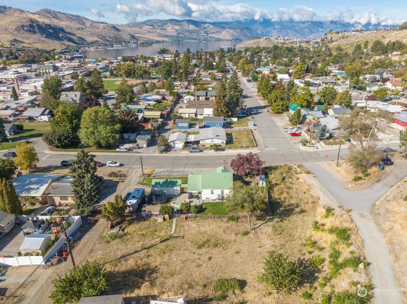 420 N Navarre St & Nixon Avenue