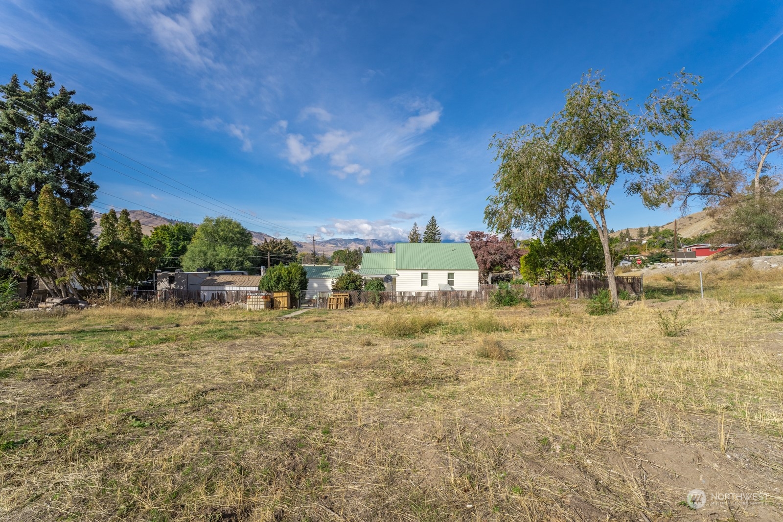 420 N Navarre St & Nixon Avenue