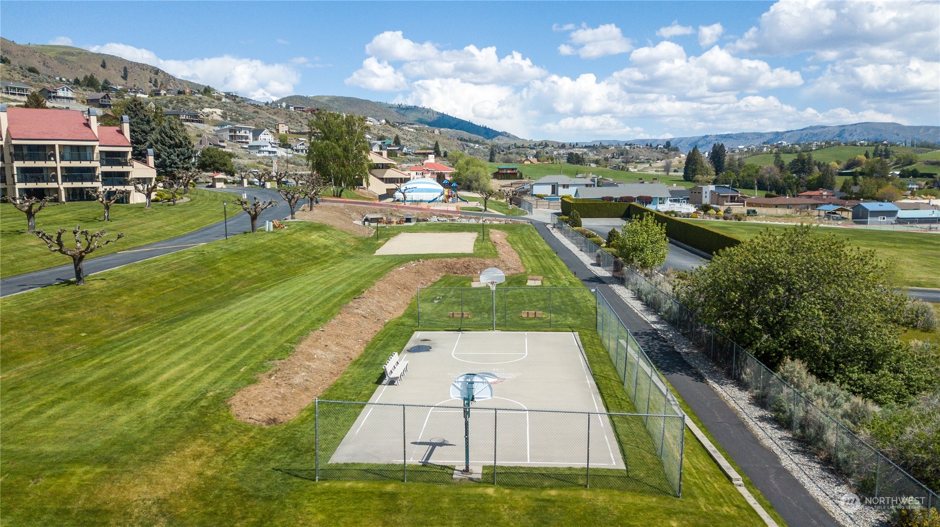 100 Lake Chelan Shores Wks11/24/45 Drive Unit: 12-2