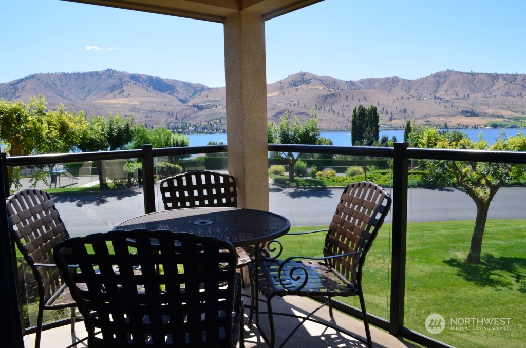100 Lake Chelan Shores Drive Unit: 15-2