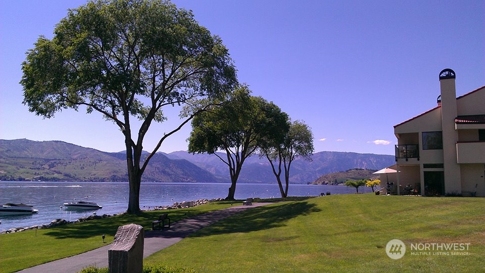 100 Lake Chelan Shores Drive Unit: 15-2