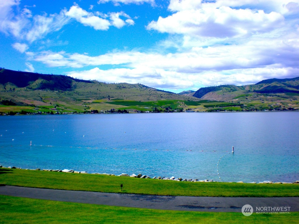100 Lake Chelan Shores Drive Unit: 15-2