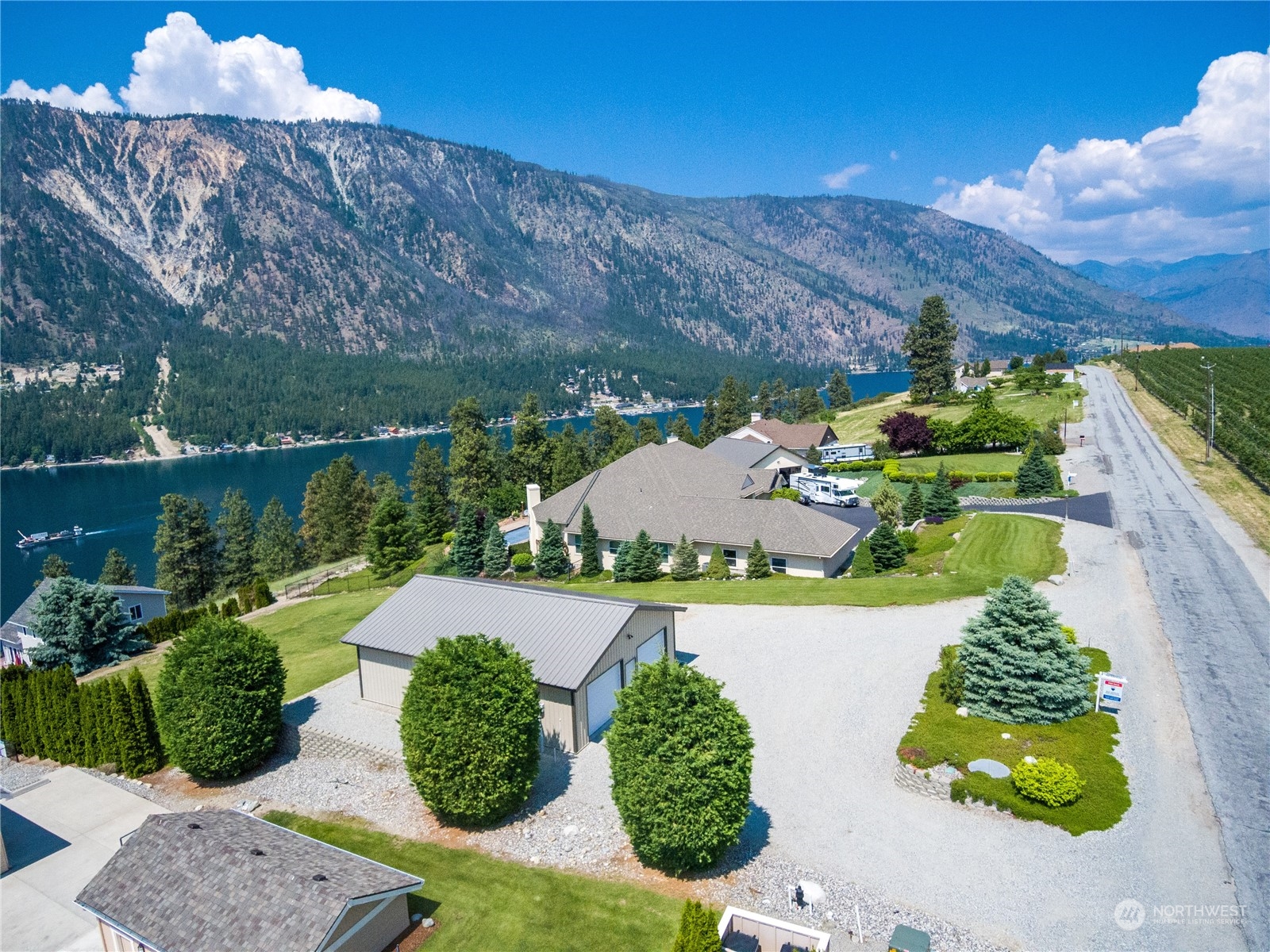 1795 Summit Boulevard