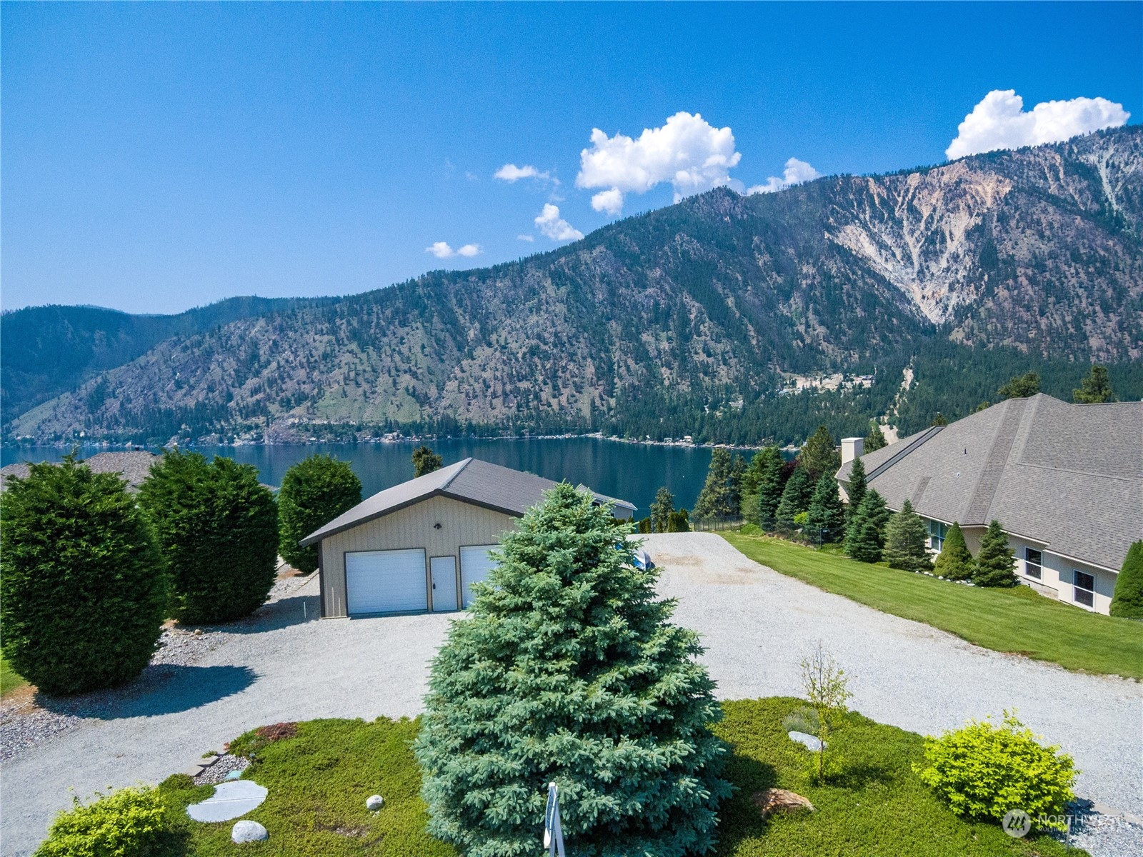 1795 Summit Boulevard