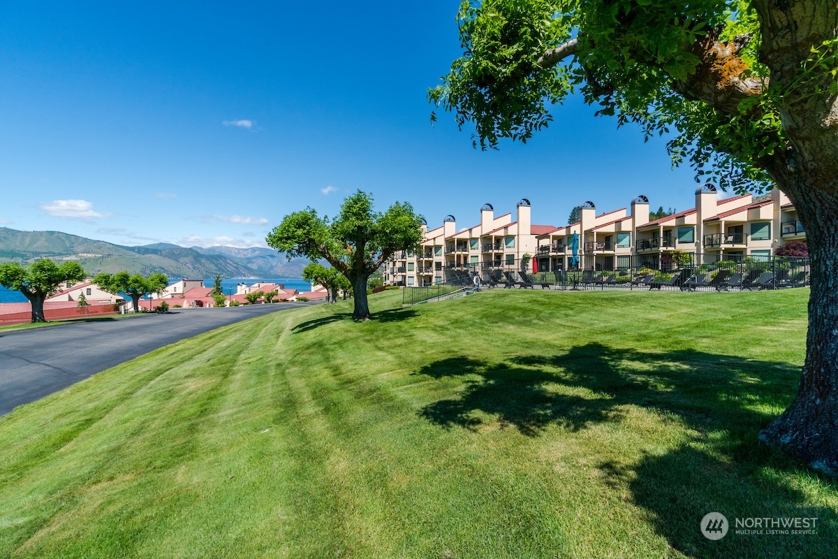 100 Lake Chelan Shores Drive Unit: 18-1