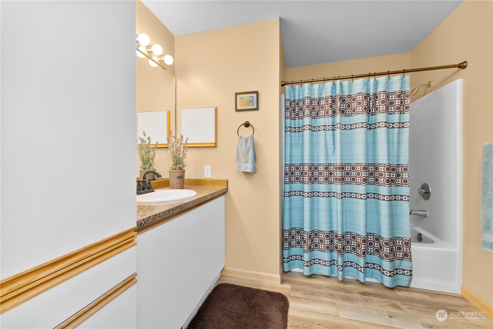 100 Lake Chelan Shores Drive Unit: 18-1