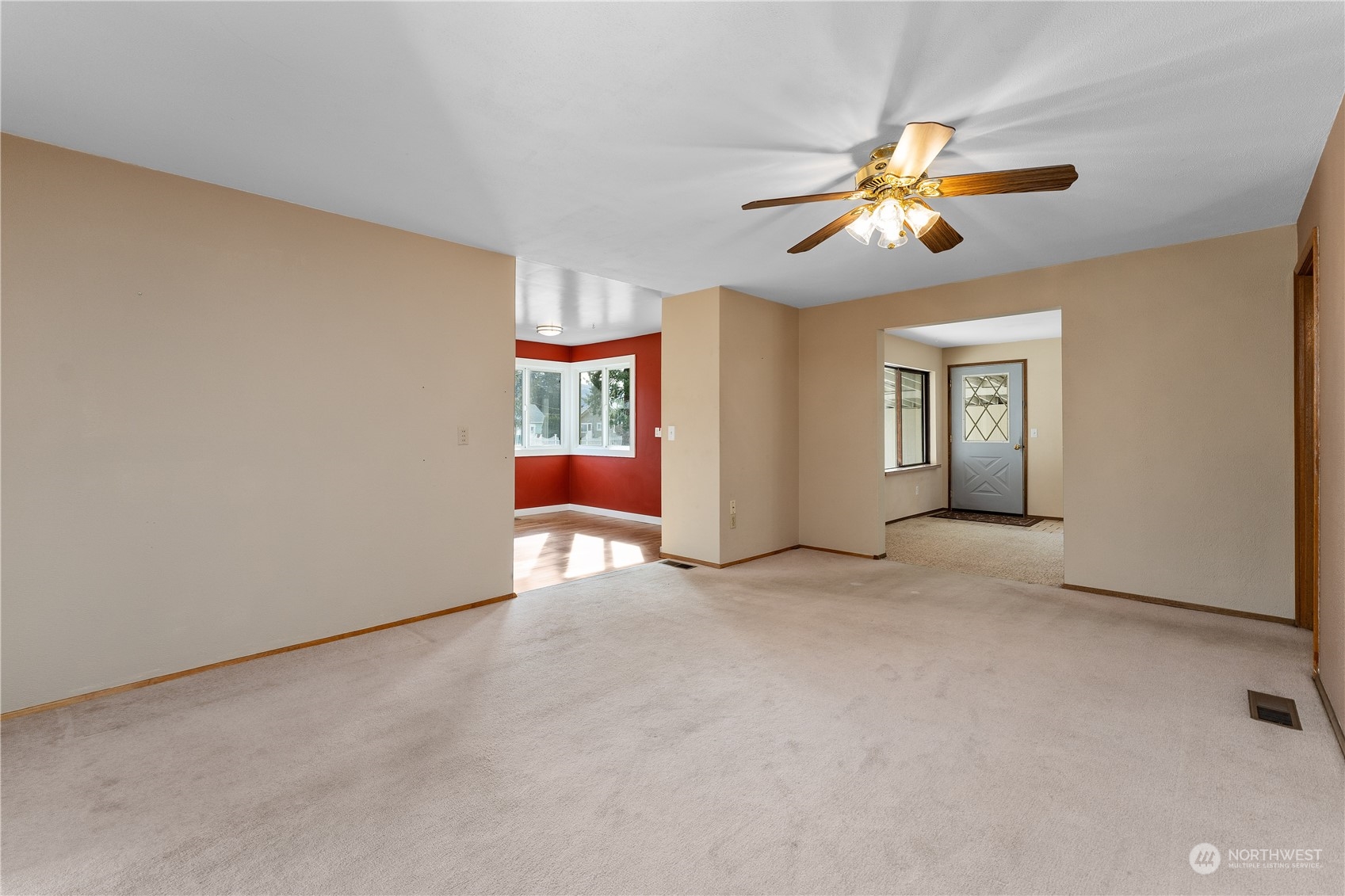 432 E Okanogan Avenue