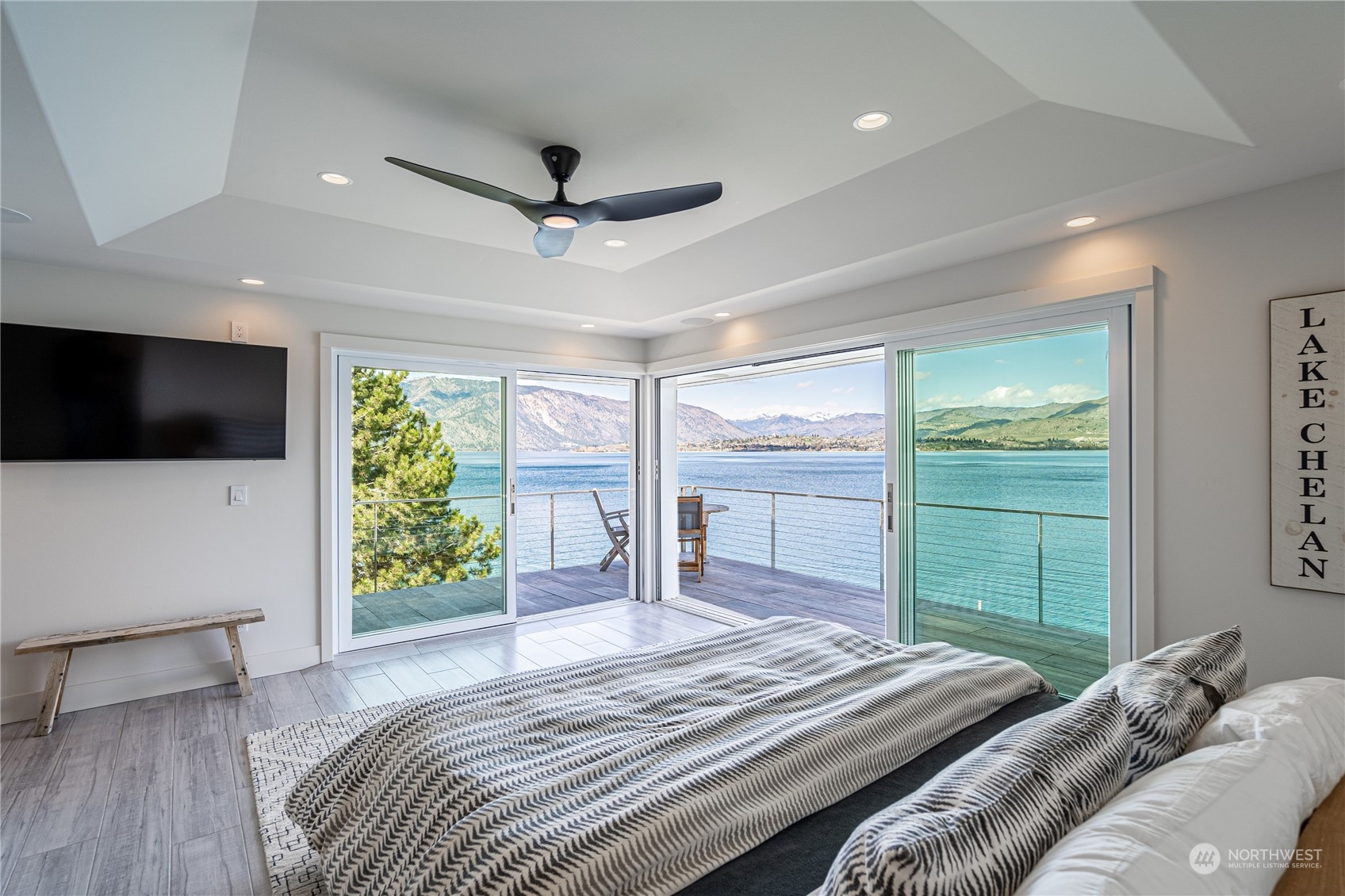 2902 S Lakeshore Road