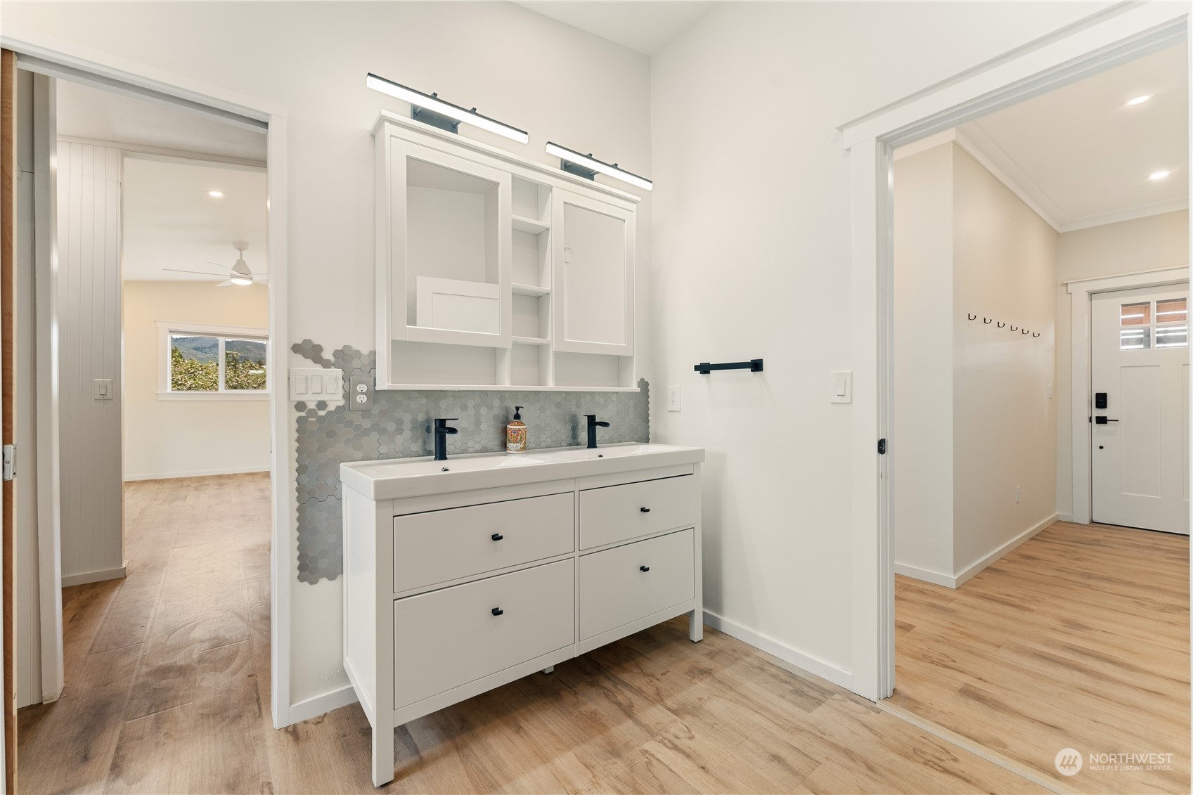 2932 Manson Boulevard