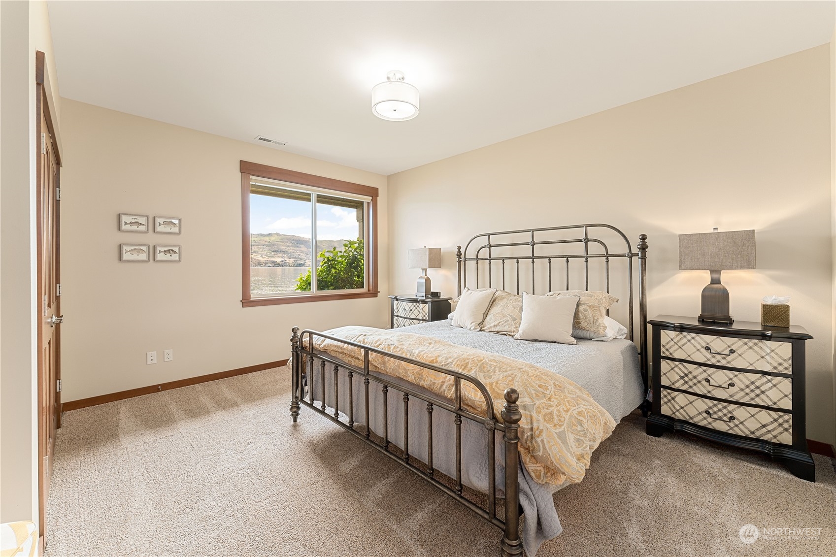 1300 S Lakeshore Road