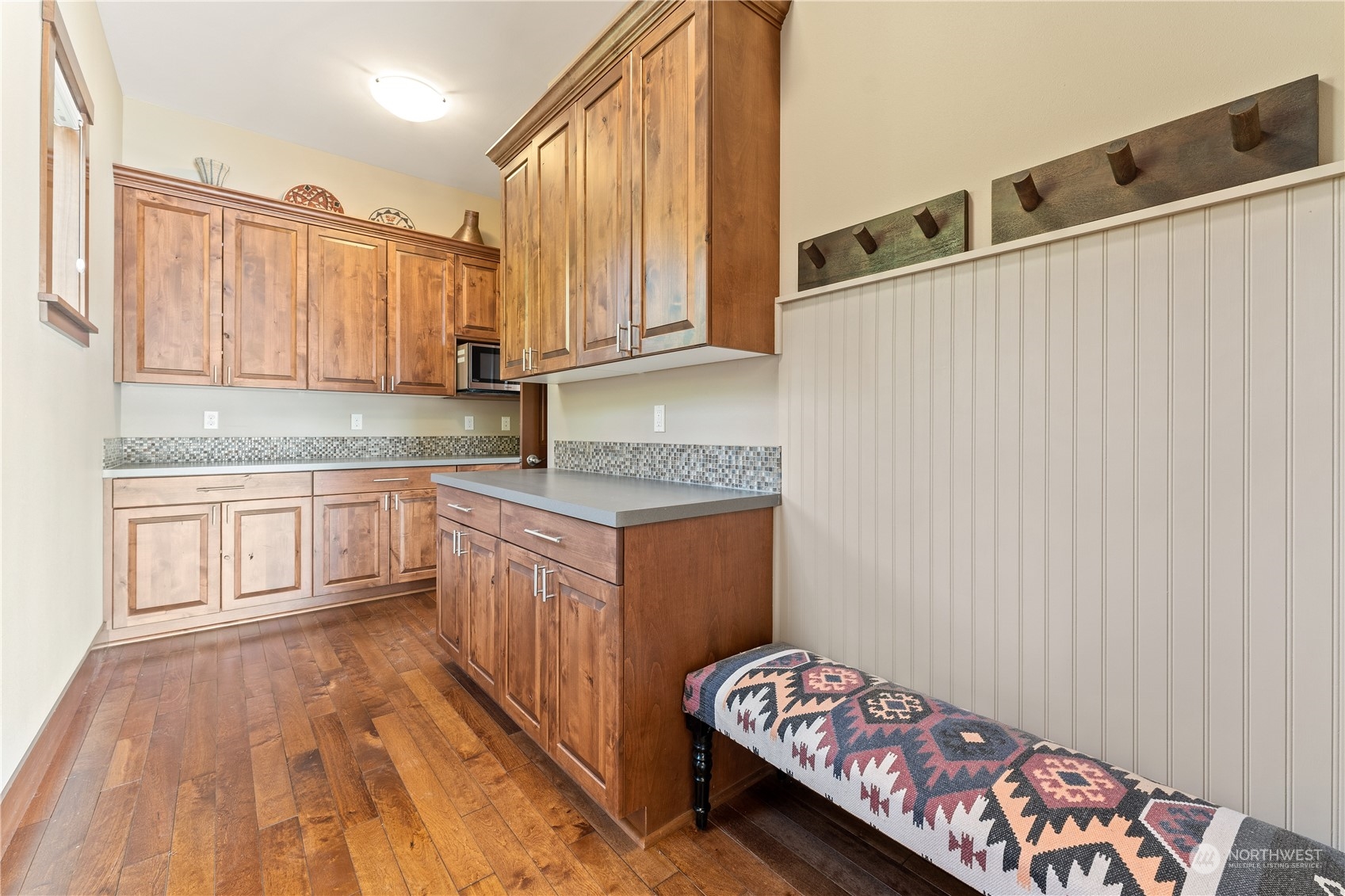 1300 S Lakeshore Road