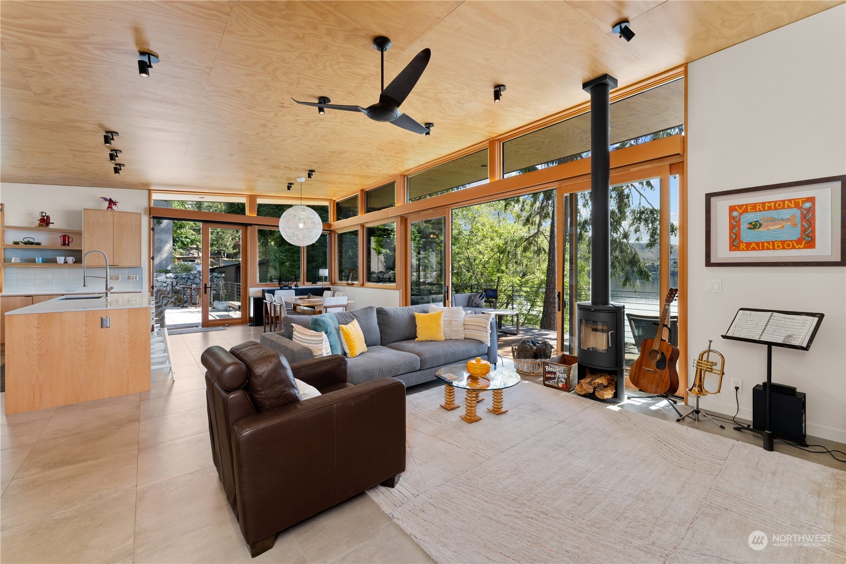 13561 S Lakeshore Road