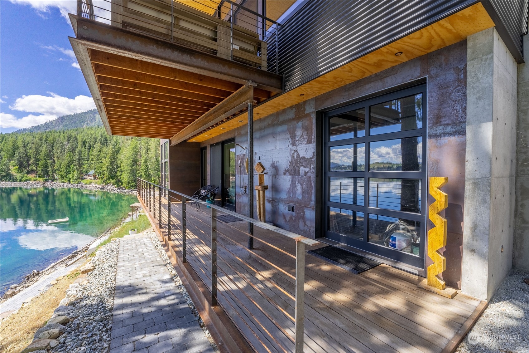 13561 S Lakeshore Road