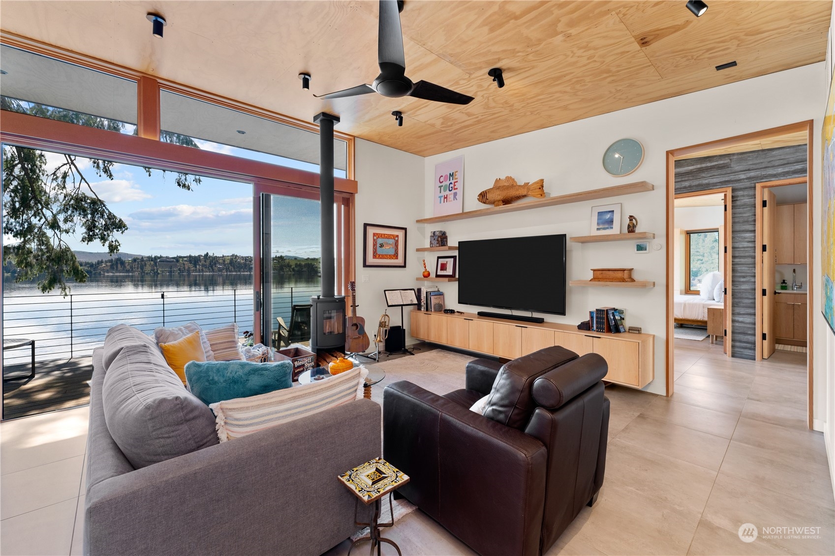 13561 S Lakeshore Road