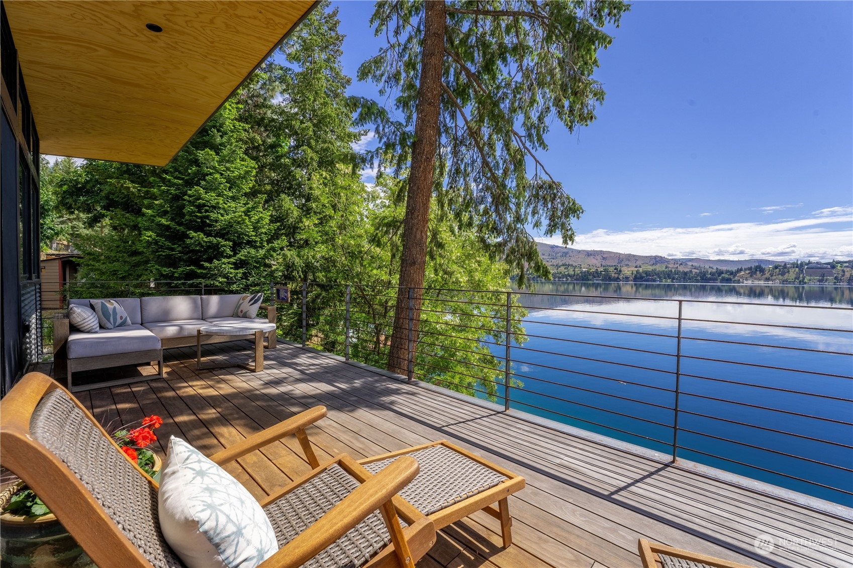 13561 S Lakeshore Road