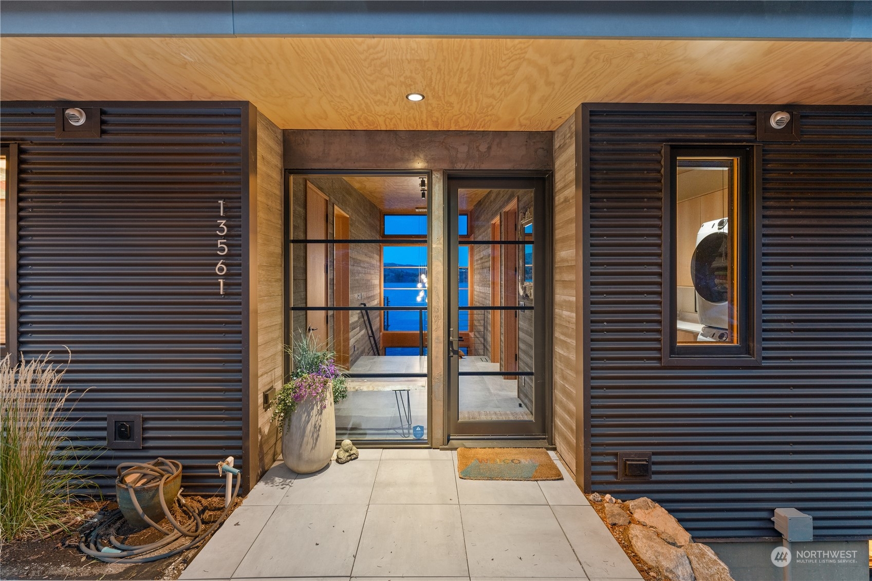 13561 S Lakeshore Road