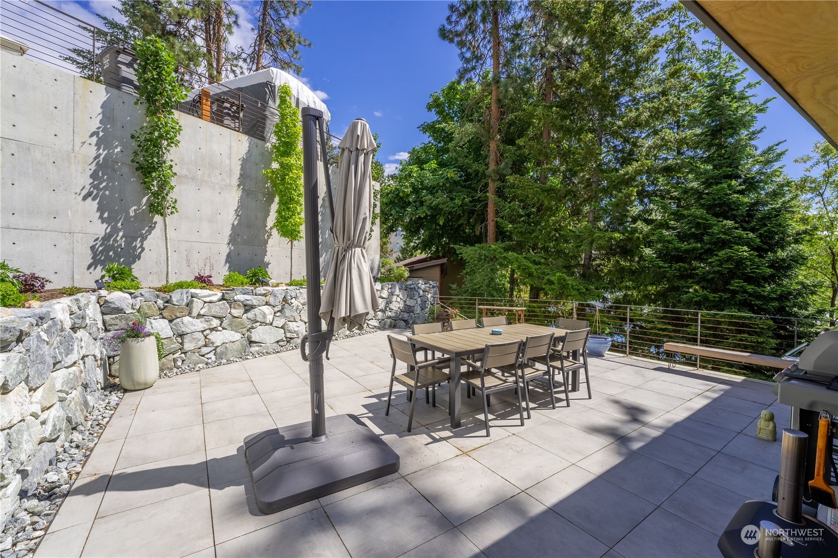 13561 S Lakeshore Road