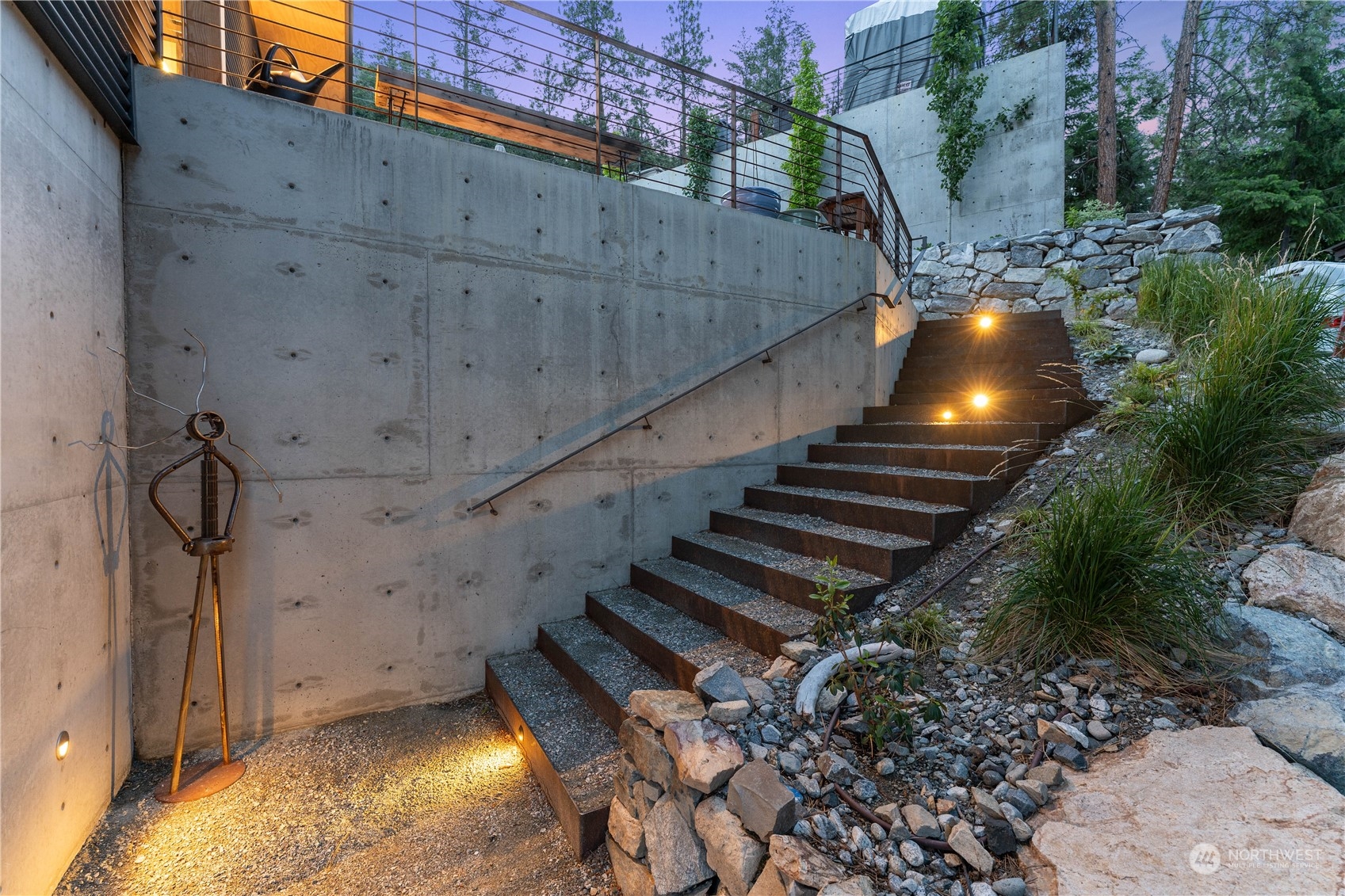 13561 S Lakeshore Road