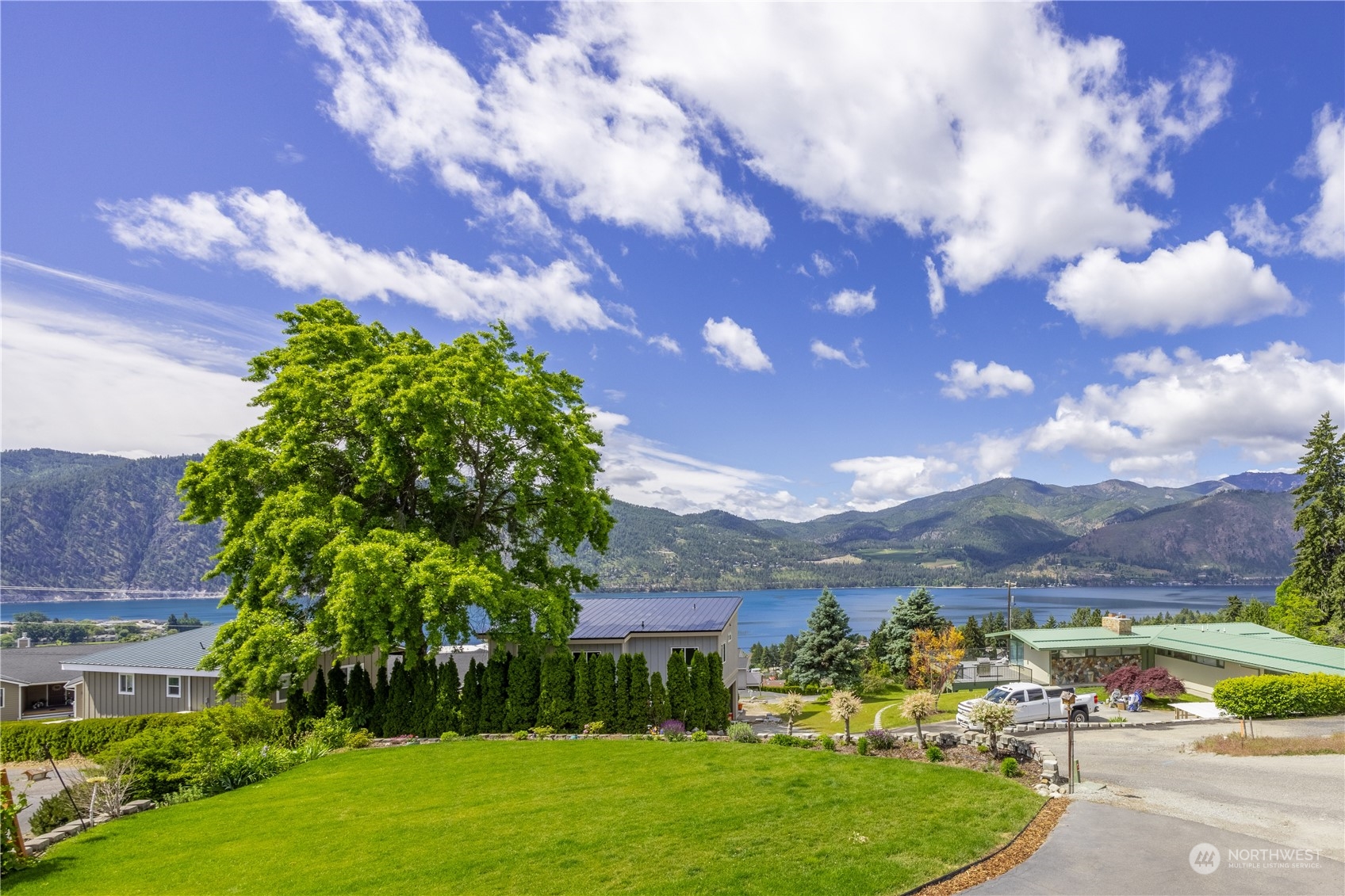 54 Stormy Vista Lane