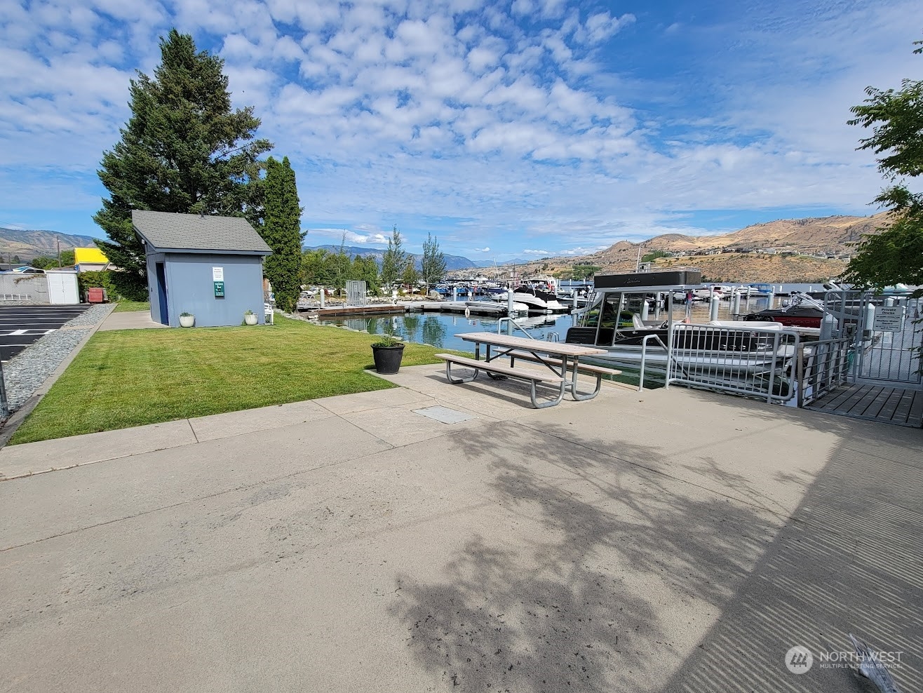 1240 W Woodin Avenue Unit: A-6