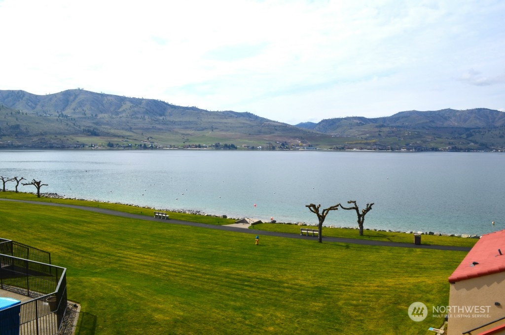 100 Lake Chelan Shores Drive Unit: 10-4