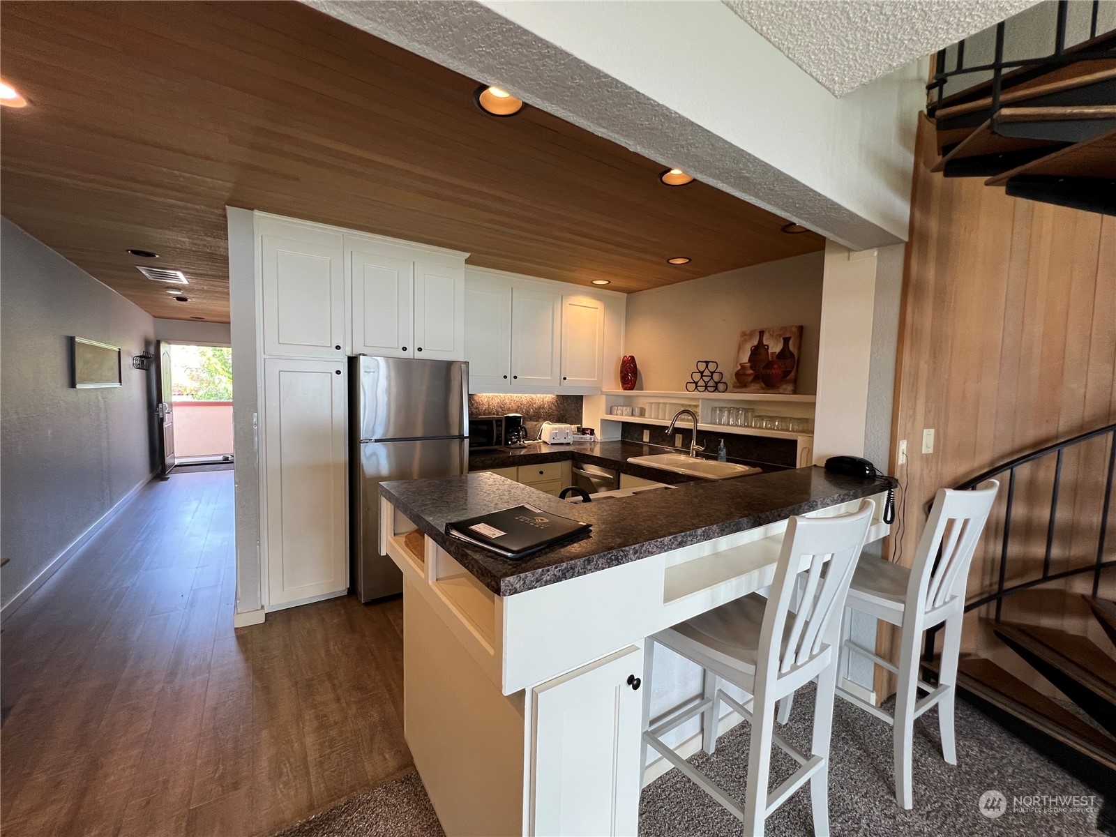 100 Lake Chelan Shores Drive Unit: 8-8 L