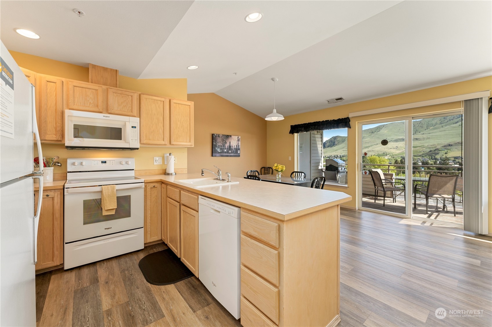 808 W Manson Road Unit: D304