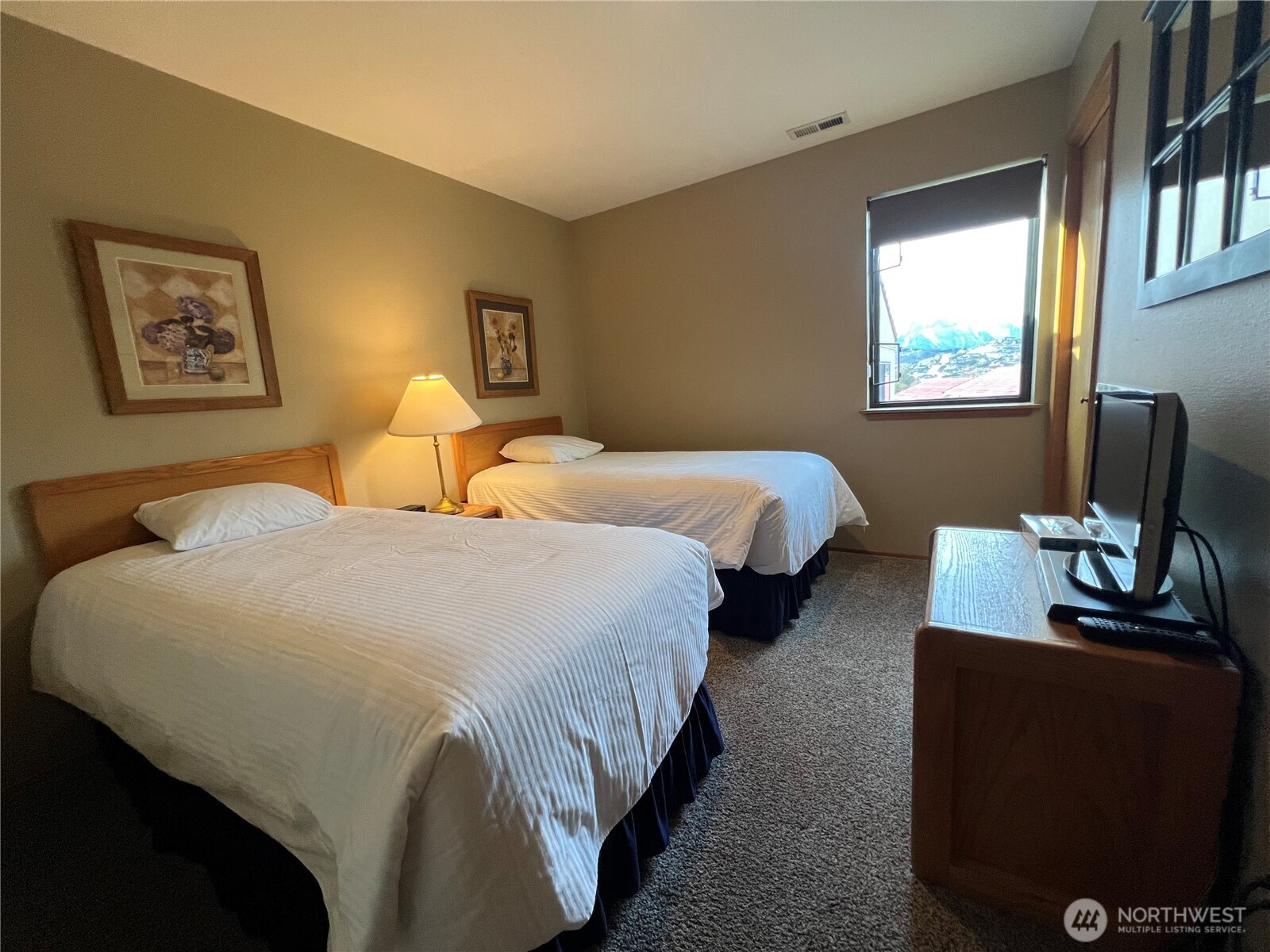 100 Lake Chelan Shores Drive Unit: 17-8J