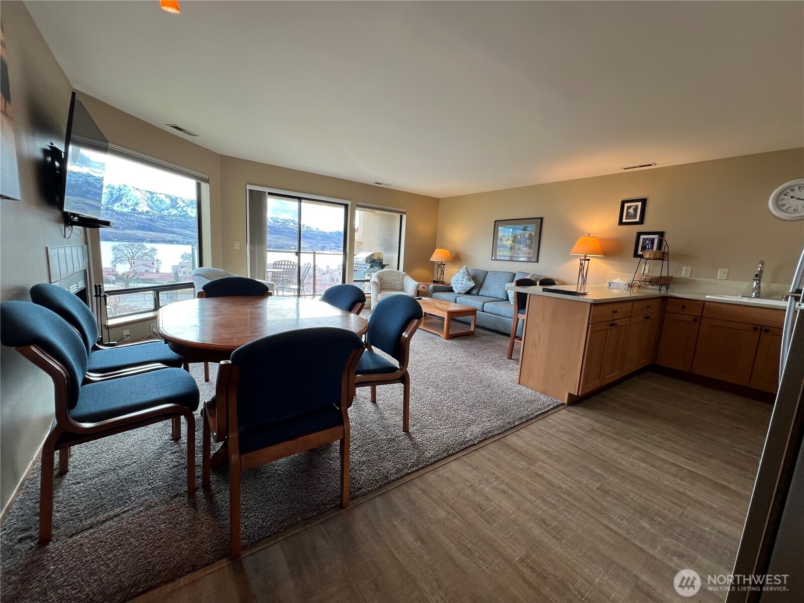 100 Lake Chelan Shores Drive Unit: 17-8J