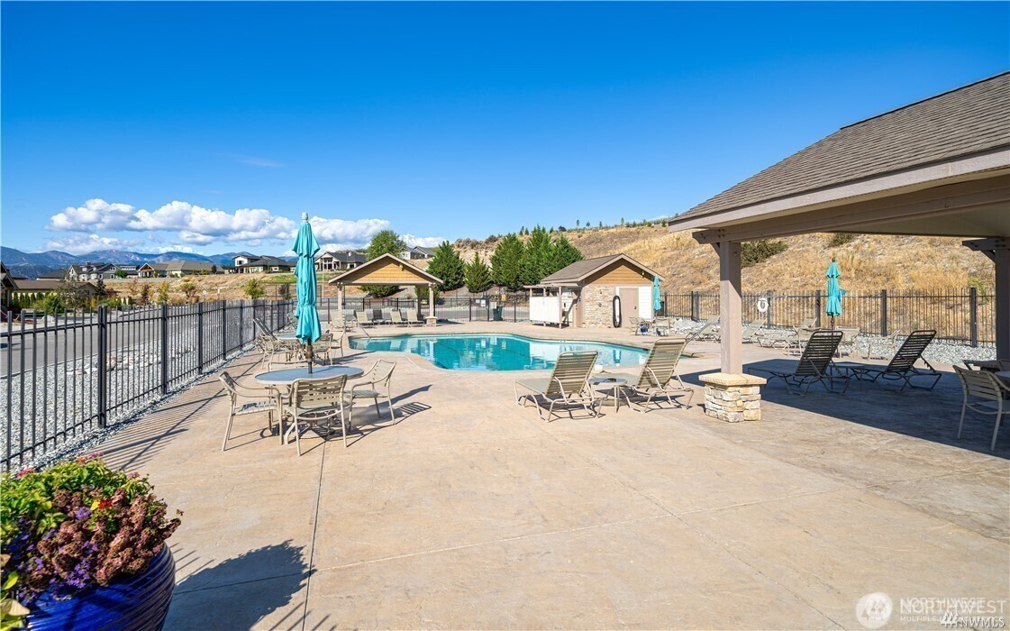 119 Crystal Crest Drive