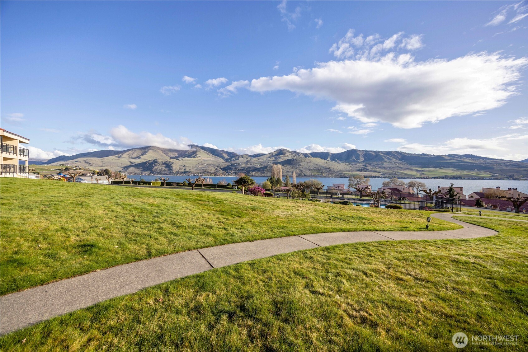 100 Lake Chelan Shores Drive Unit: 17-1