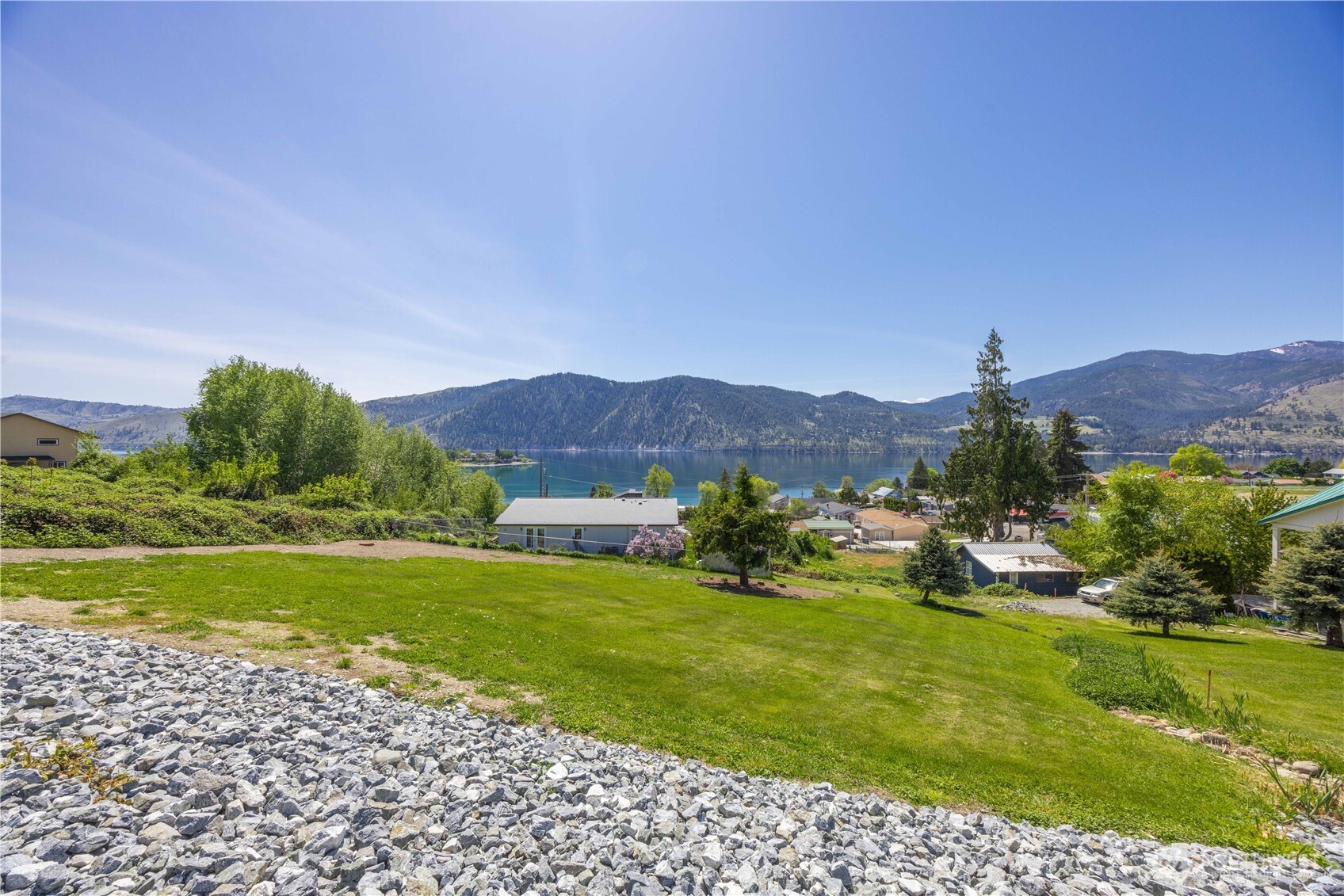 241 Lakeshore Drive