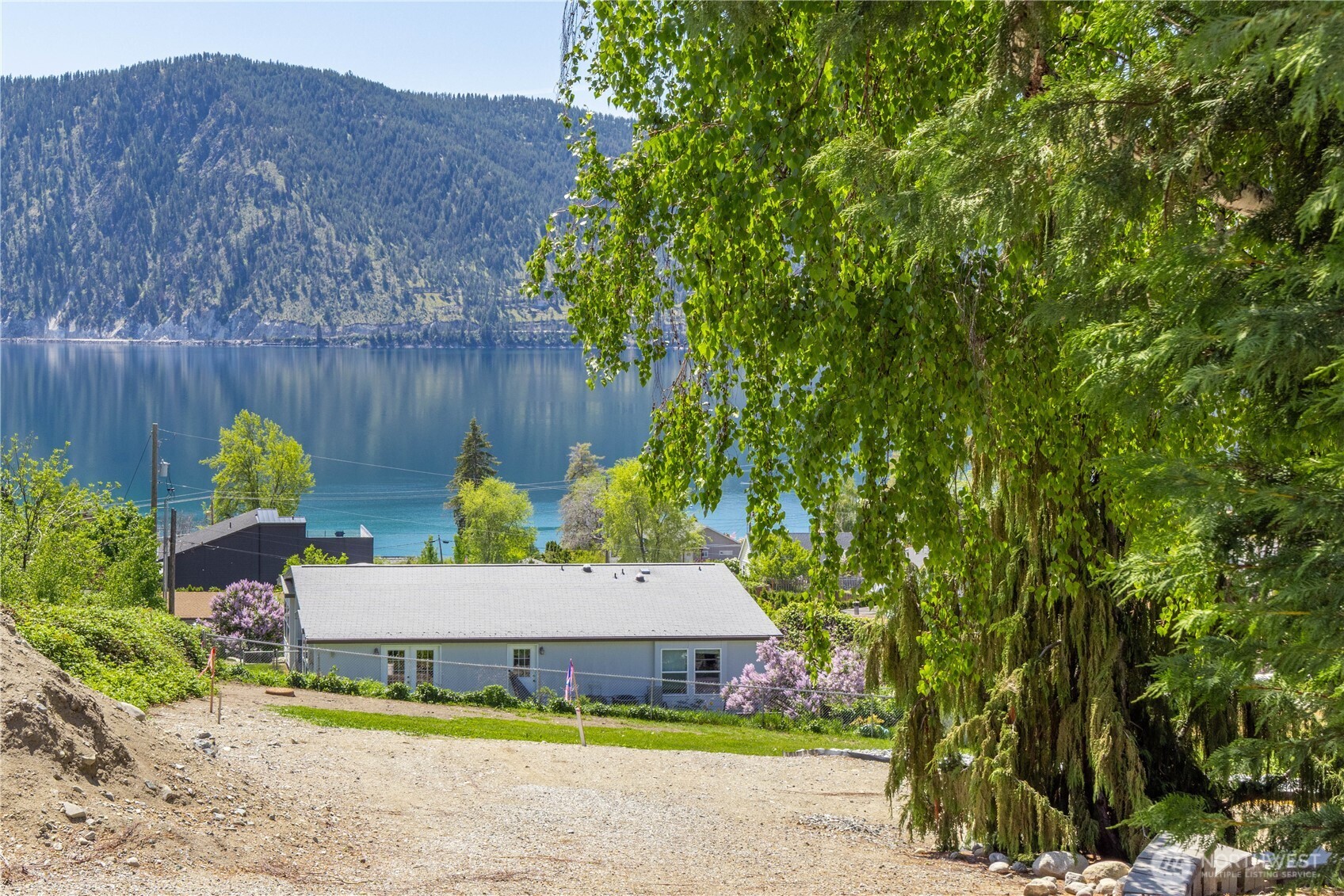 241 Lakeshore Drive