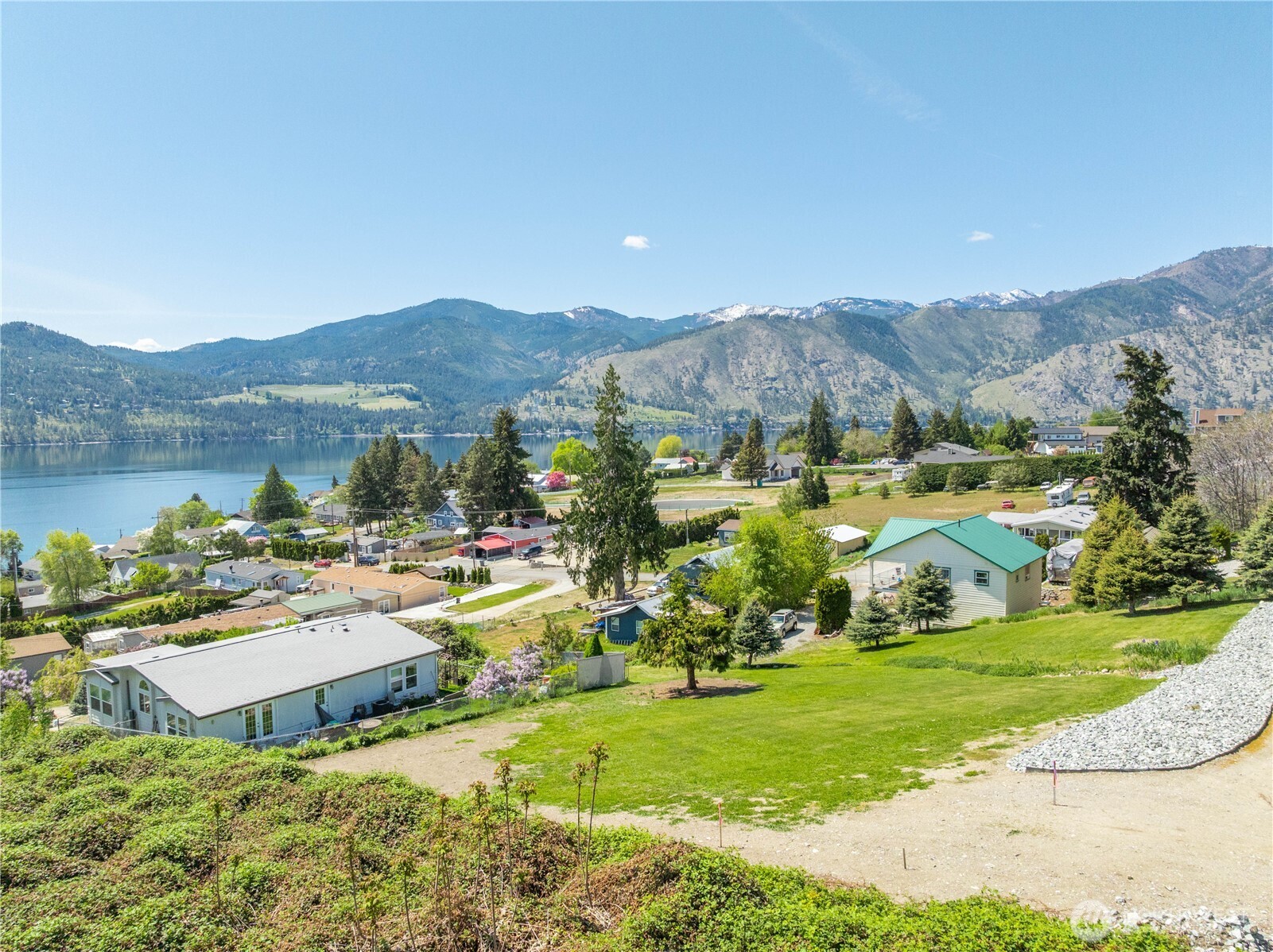 241 Lakeshore Drive