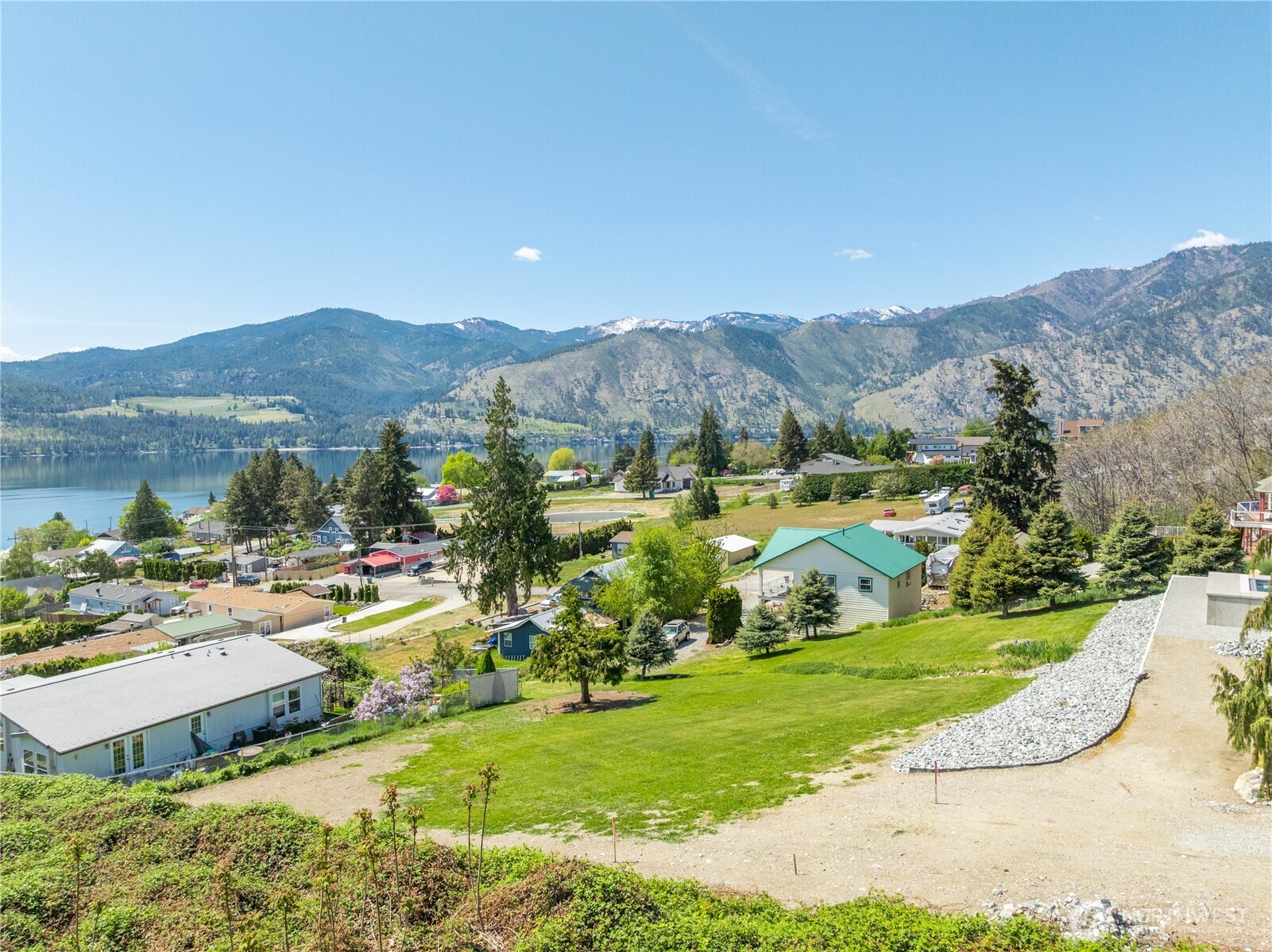 241 Lakeshore Drive