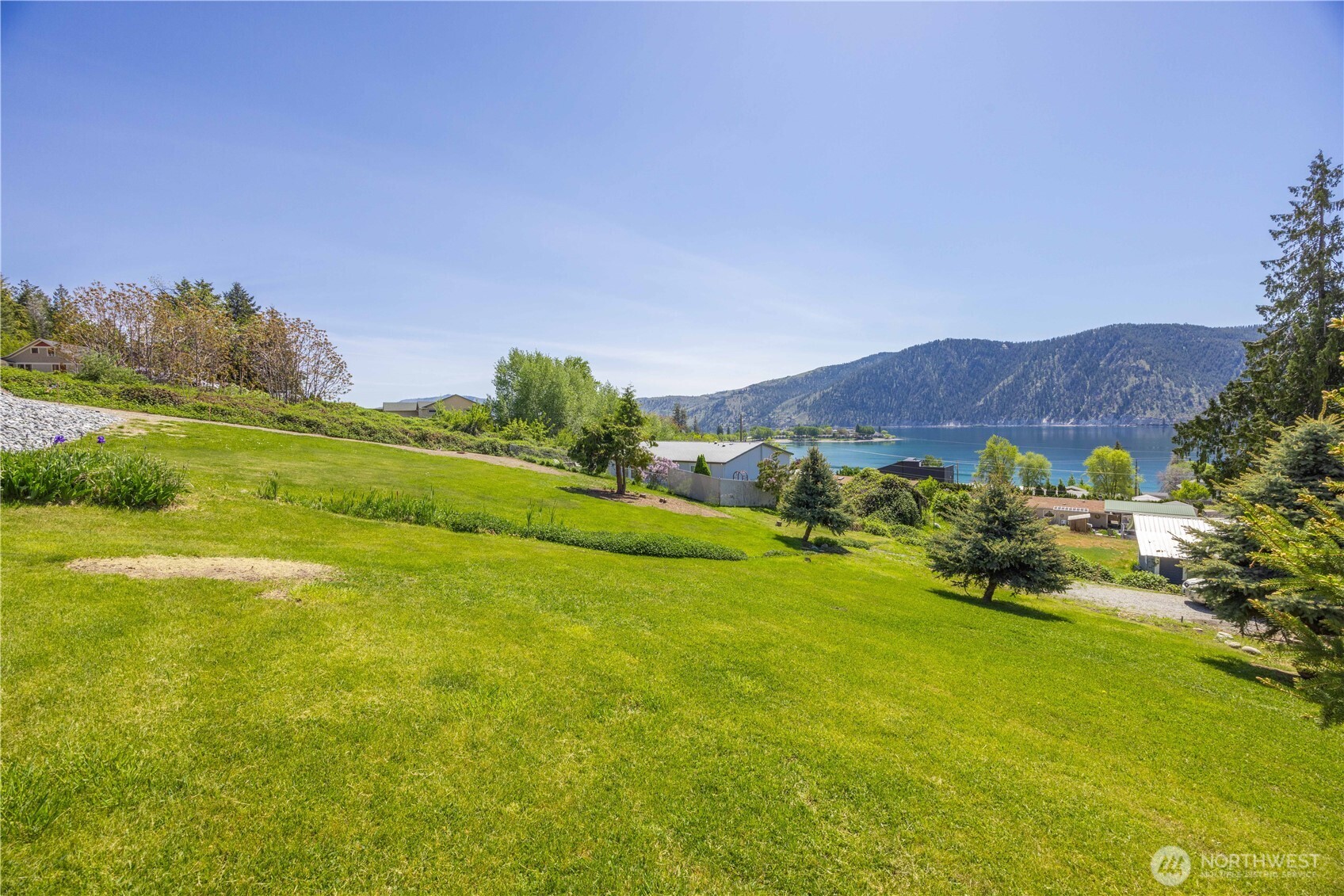 241 Lakeshore Drive