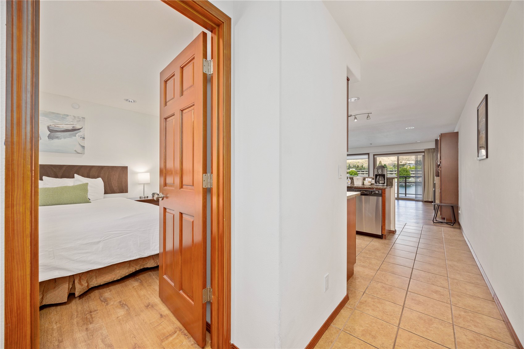 322 W Woodin Avenue Unit: 632