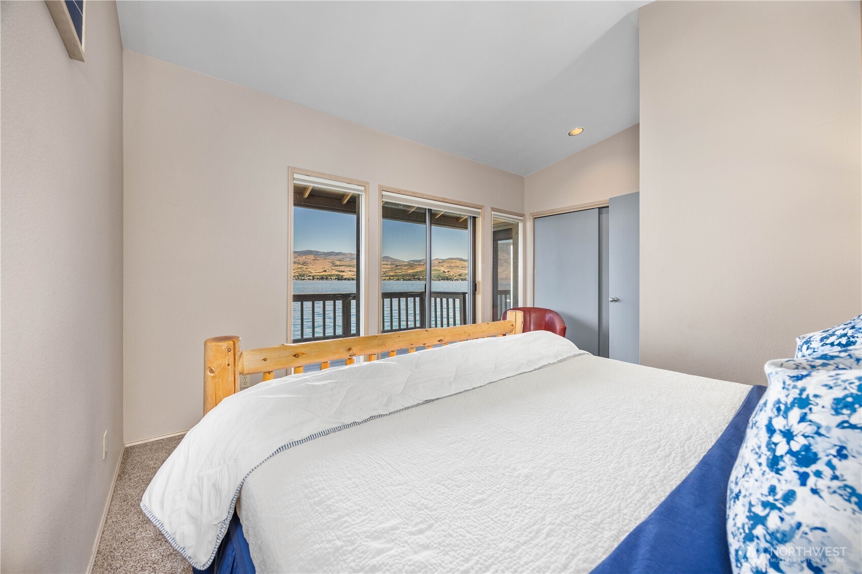 3150 & 3132 S Lakeshore Road