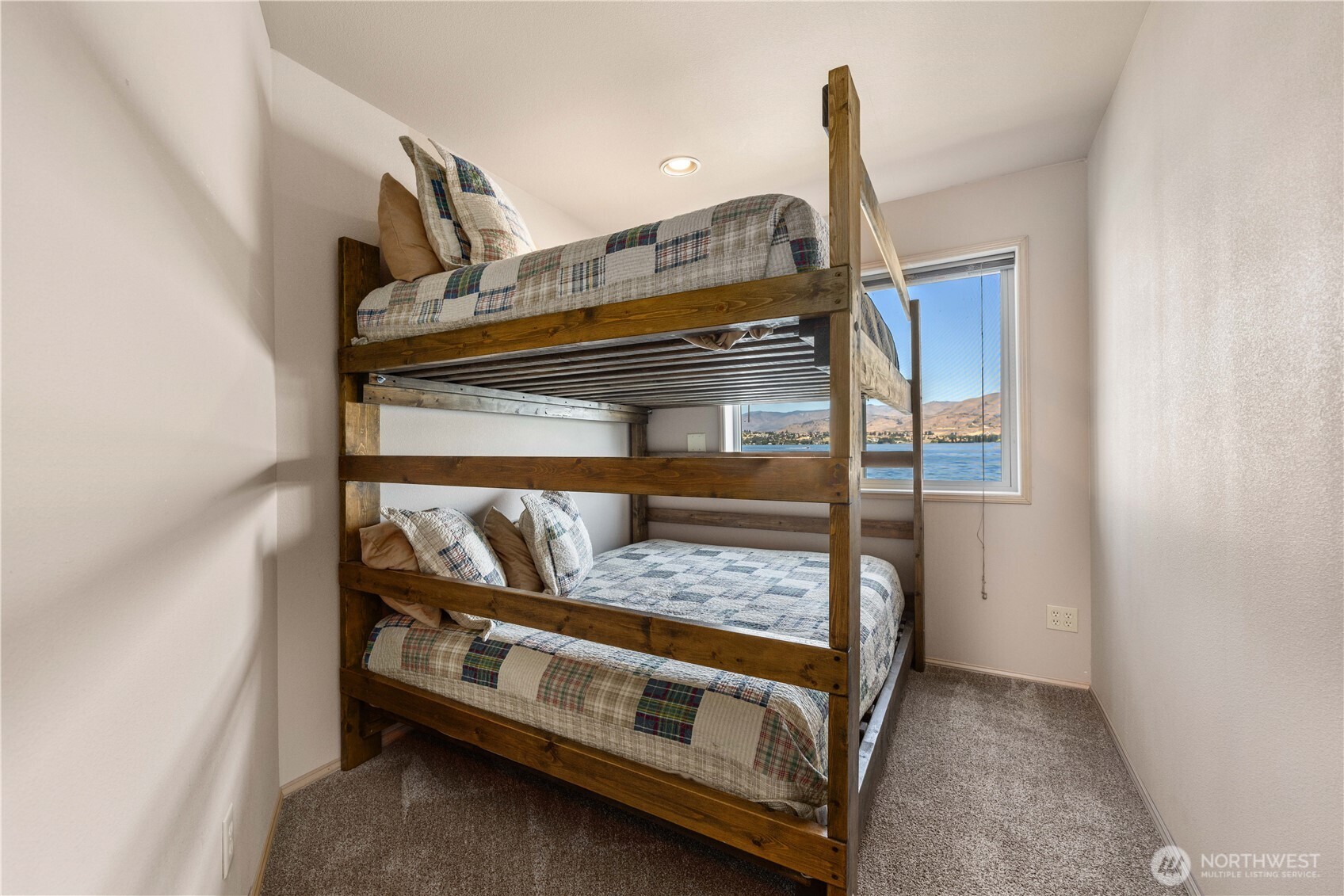 3150 & 3132 S Lakeshore Road