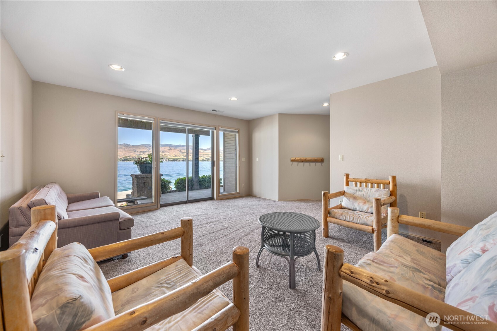3150 S Lakeshore Road