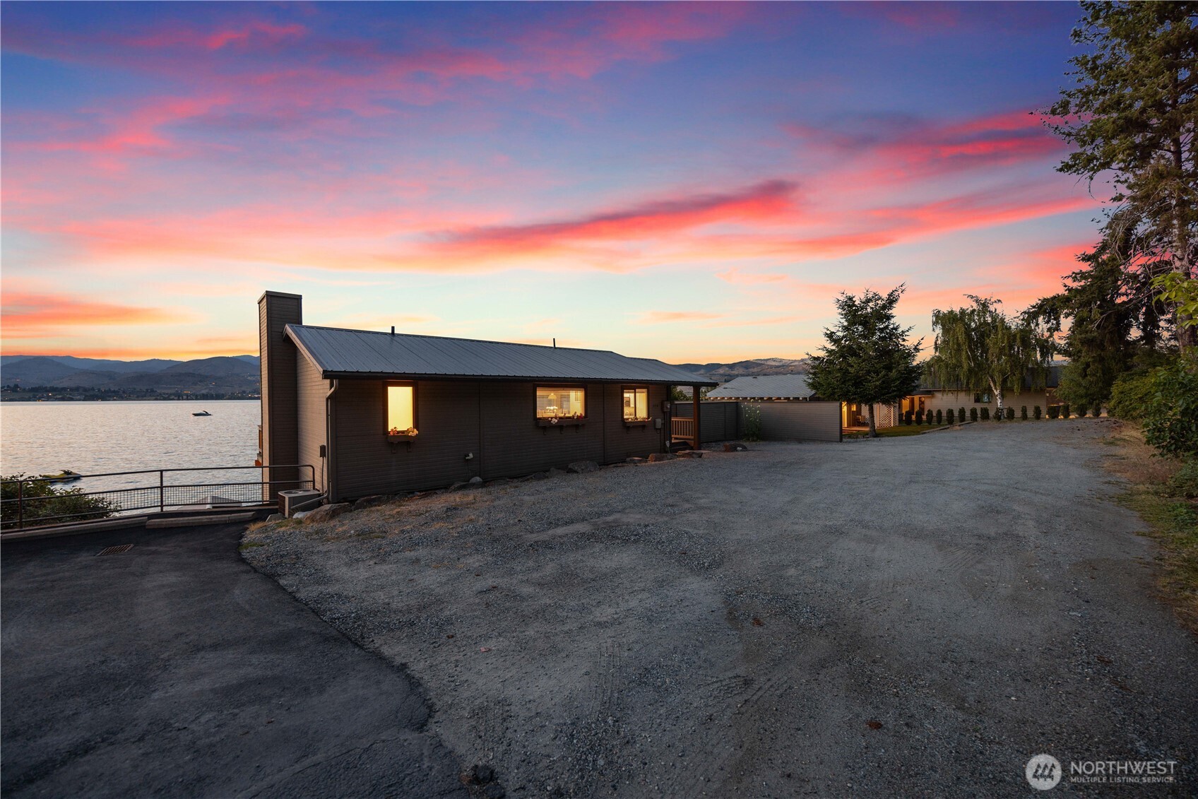 3150 S Lakeshore Road