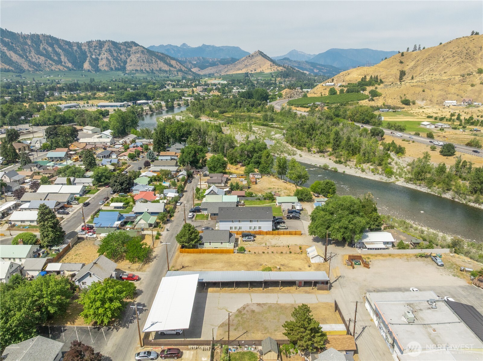 106 & 108 W Pleasant Avenue