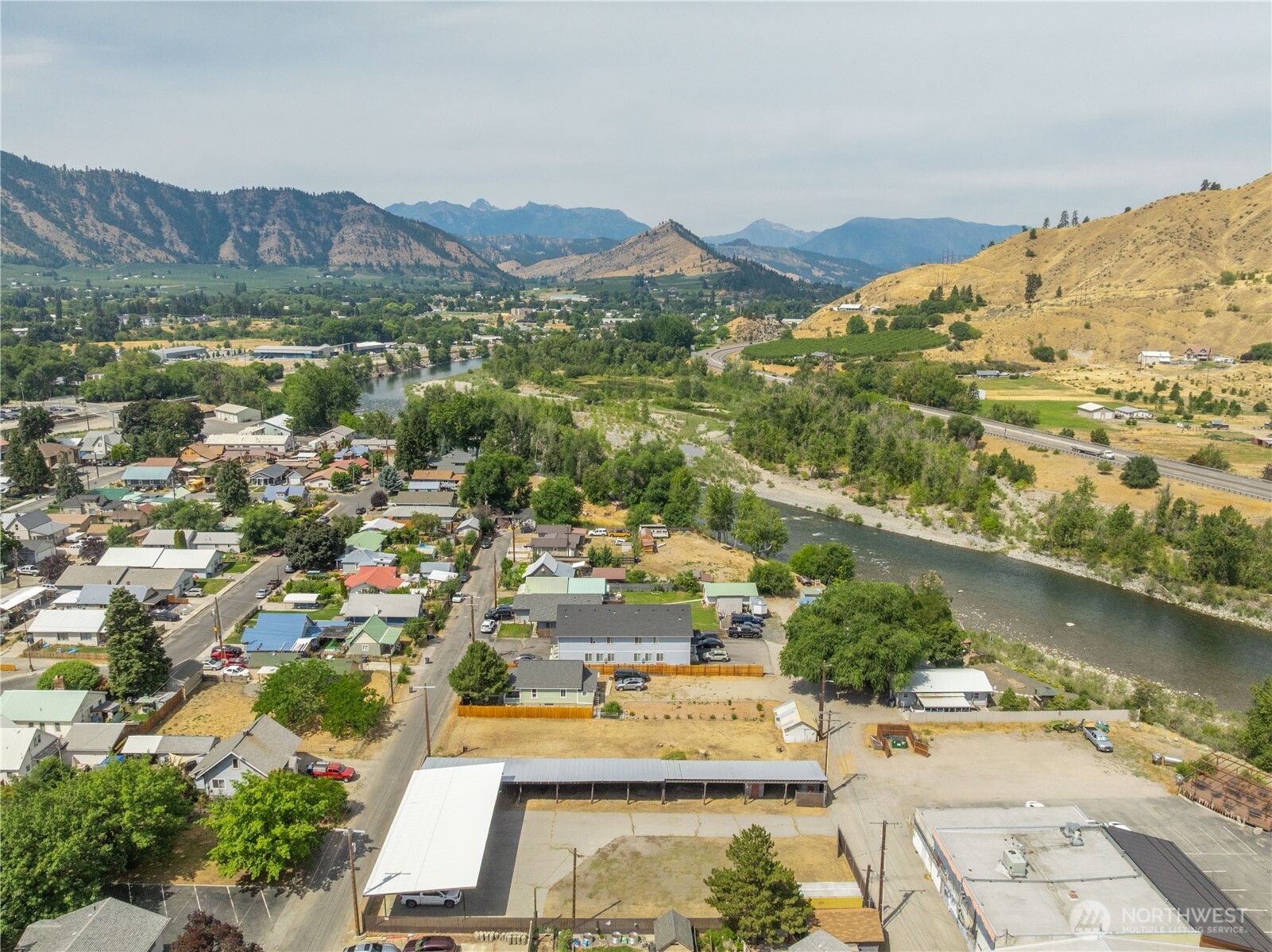 106 & 108 W Pleasant Avenue