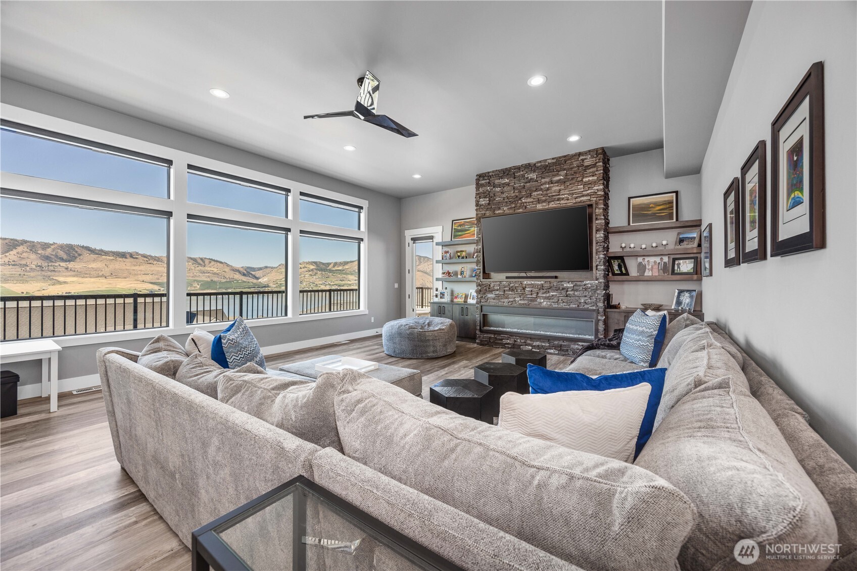 112 Sky Harbor Drive