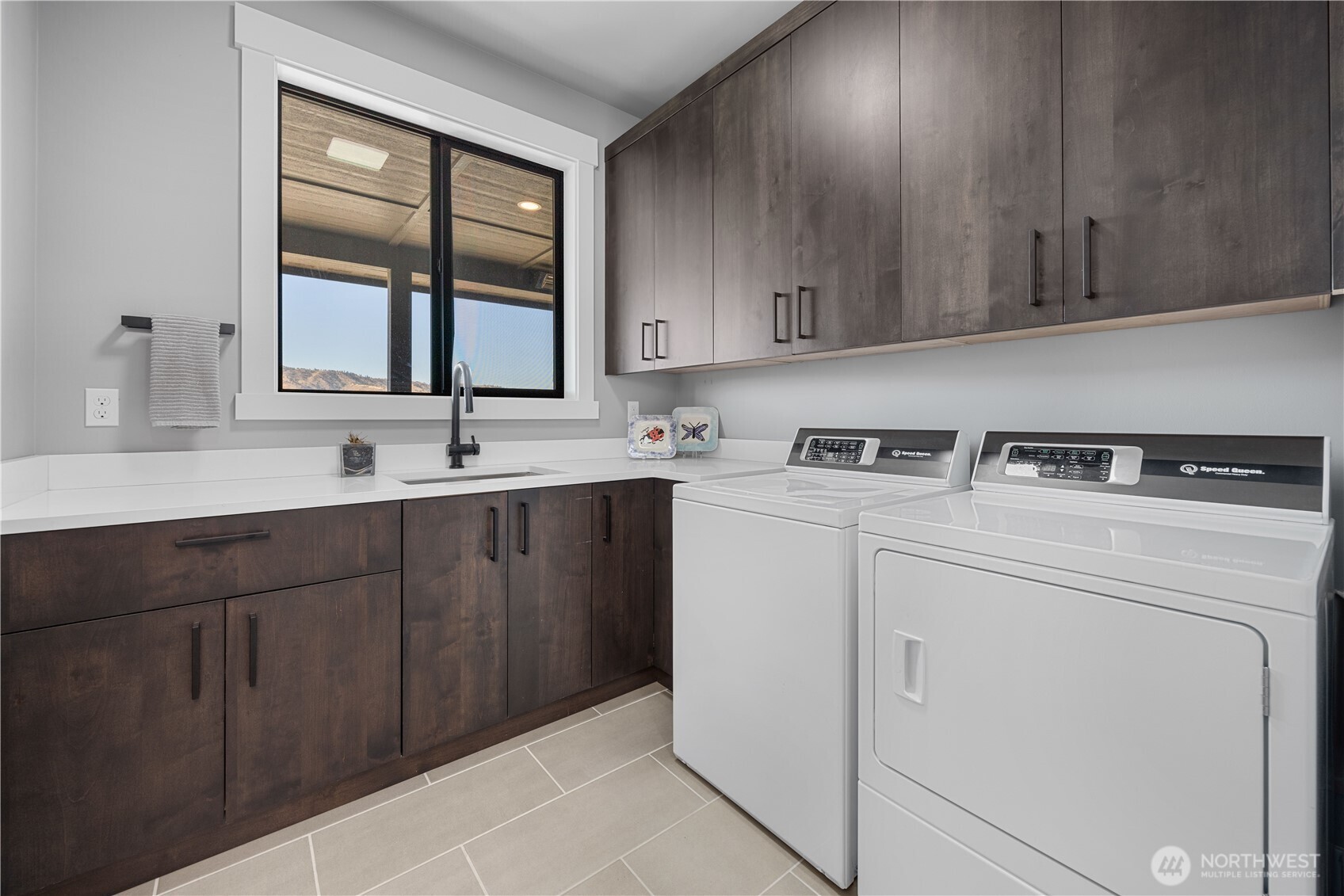 112 Sky Harbor Drive