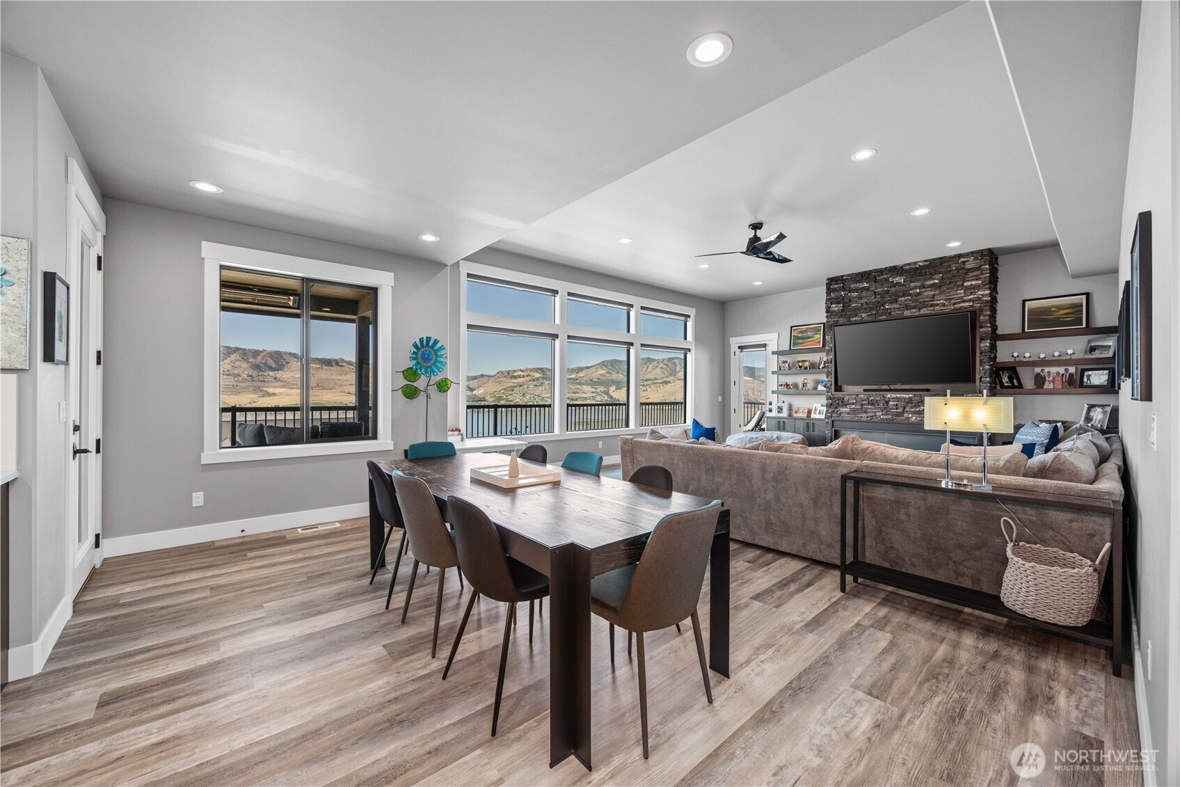 112 Sky Harbor Drive