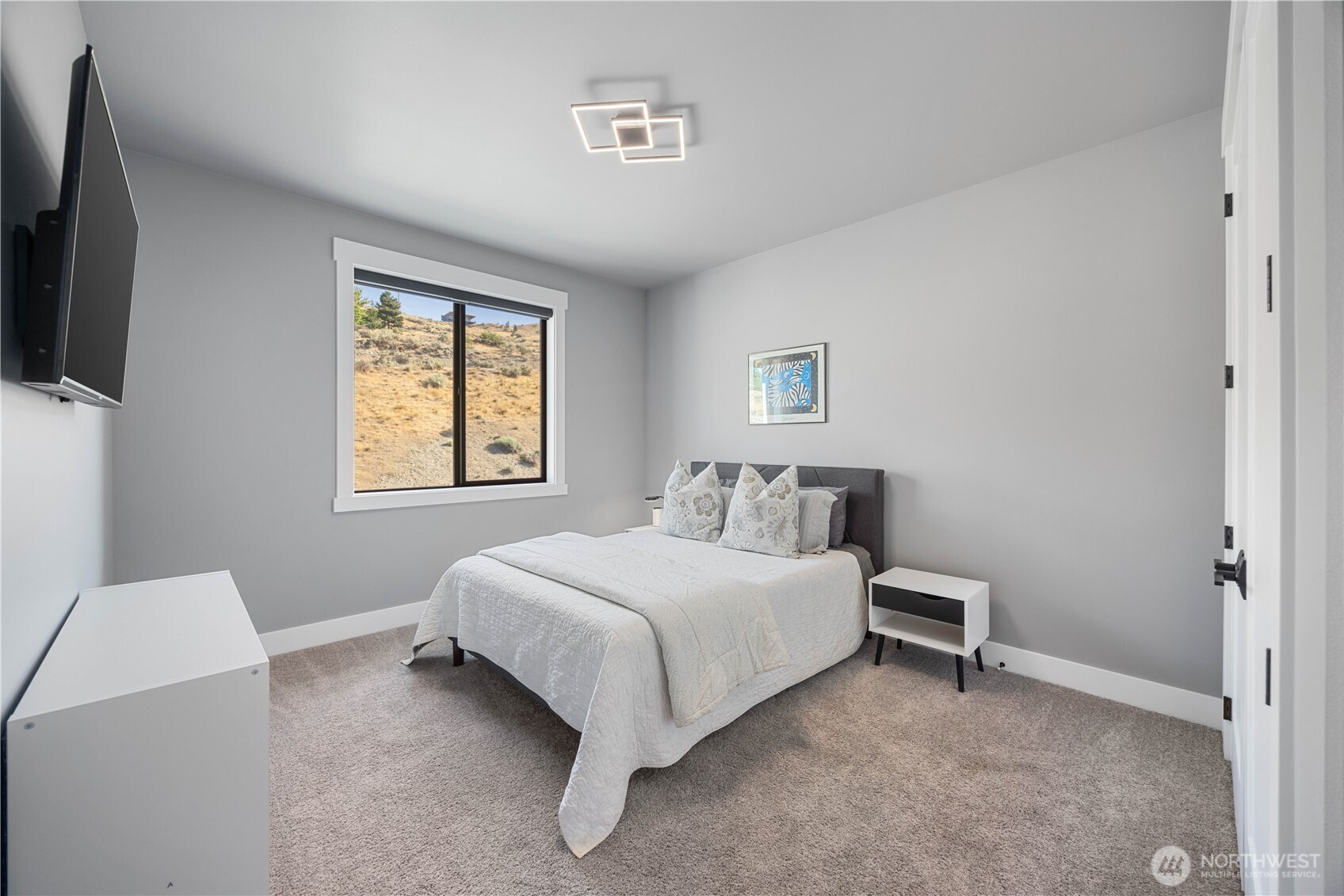 112 Sky Harbor Drive